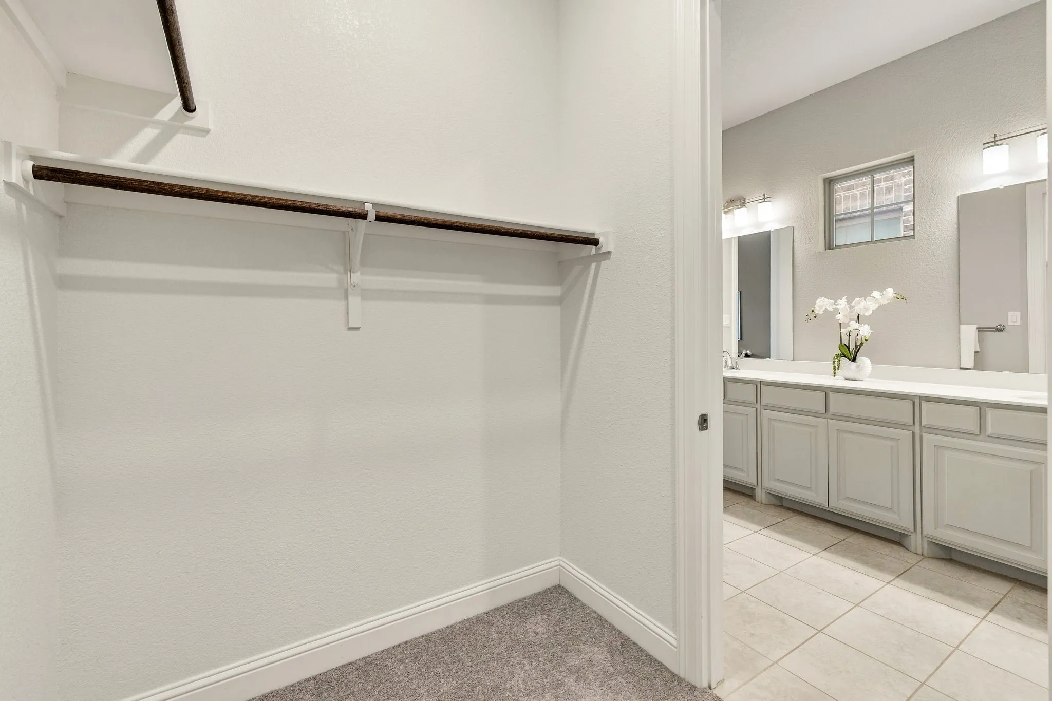 Townhouse For Sale in Tarrant County , 8313 Cotton Belt Lane, North Richland Hills, Texas 76182, 3 Bedroom, 3 Bathroom, 2 Garage spaces, 1,888 Sqft, built in 2019, mls#21355021, Real Estate Agent in North Richland Hills, Homes For Sale in Tarrant county, Homes For Sale in North Richland Hills, Realtor in North Richland Hills Texas, Real Estate Brokerage Independent Realty Texas, Luminita Cordes Realtor
