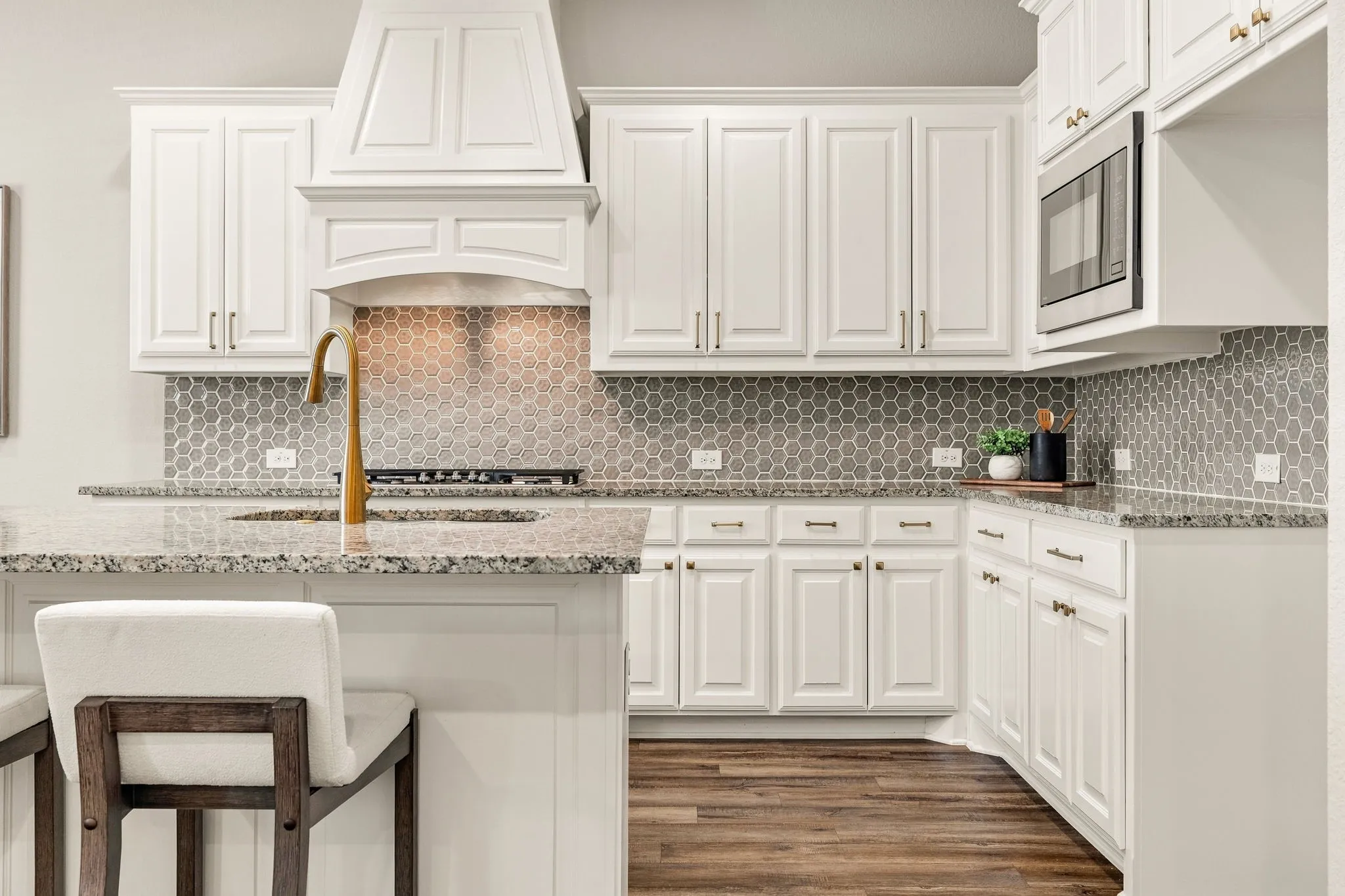 Townhouse For Sale in Tarrant County , 8313 Cotton Belt Lane, North Richland Hills, Texas 76182, 3 Bedroom, 3 Bathroom, 2 Garage spaces, 1,888 Sqft, built in 2019, mls#21355021, Real Estate Agent in North Richland Hills, Homes For Sale in Tarrant county, Homes For Sale in North Richland Hills, Realtor in North Richland Hills Texas, Real Estate Brokerage Independent Realty Texas, Luminita Cordes Realtor