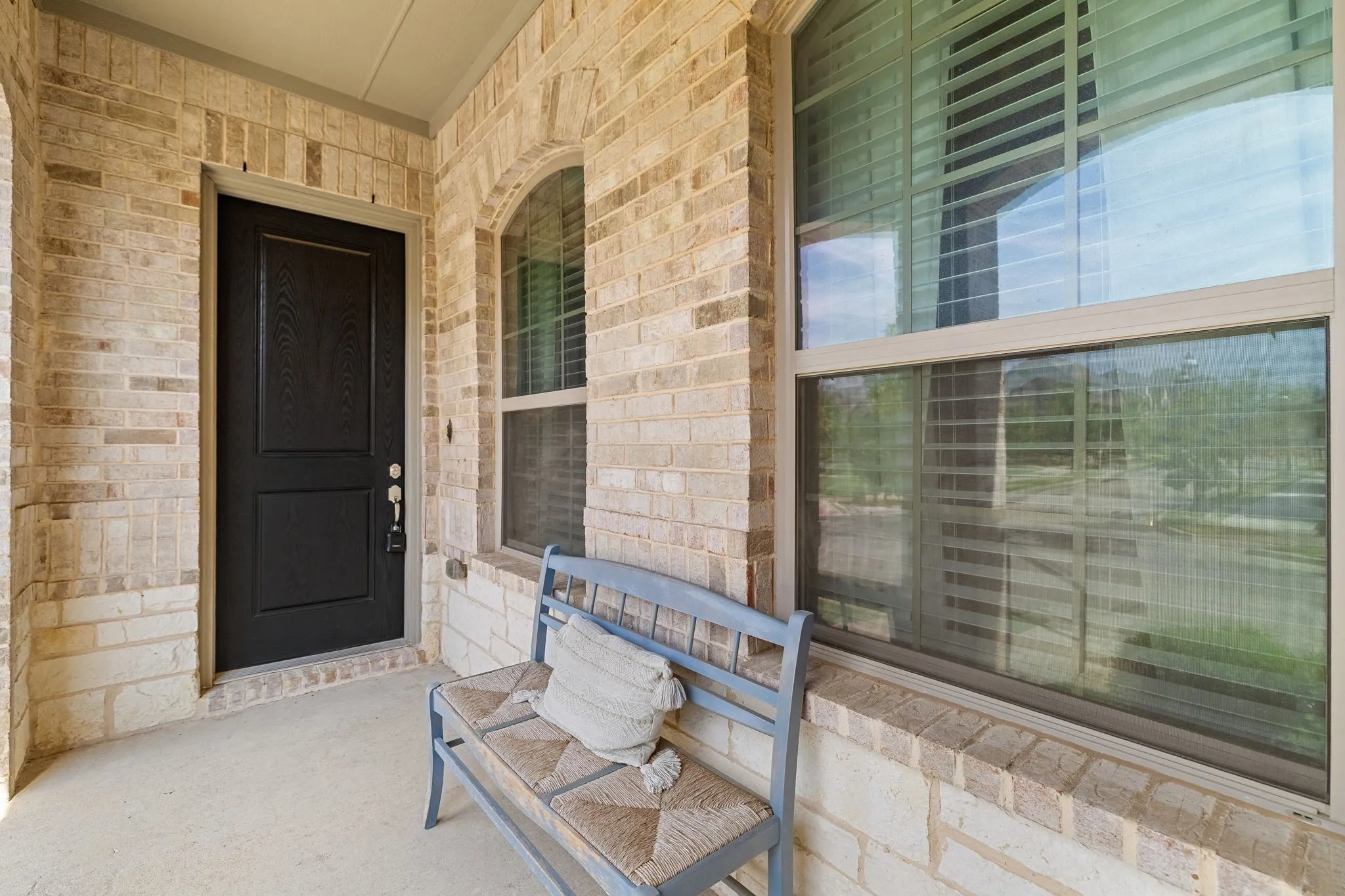 Townhouse For Sale in Tarrant County , 8313 Cotton Belt Lane, North Richland Hills, Texas 76182, 3 Bedroom, 3 Bathroom, 2 Garage spaces, 1,888 Sqft, built in 2019, mls#21355021, Real Estate Agent in North Richland Hills, Homes For Sale in Tarrant county, Homes For Sale in North Richland Hills, Realtor in North Richland Hills Texas, Real Estate Brokerage Independent Realty Texas, Luminita Cordes Realtor