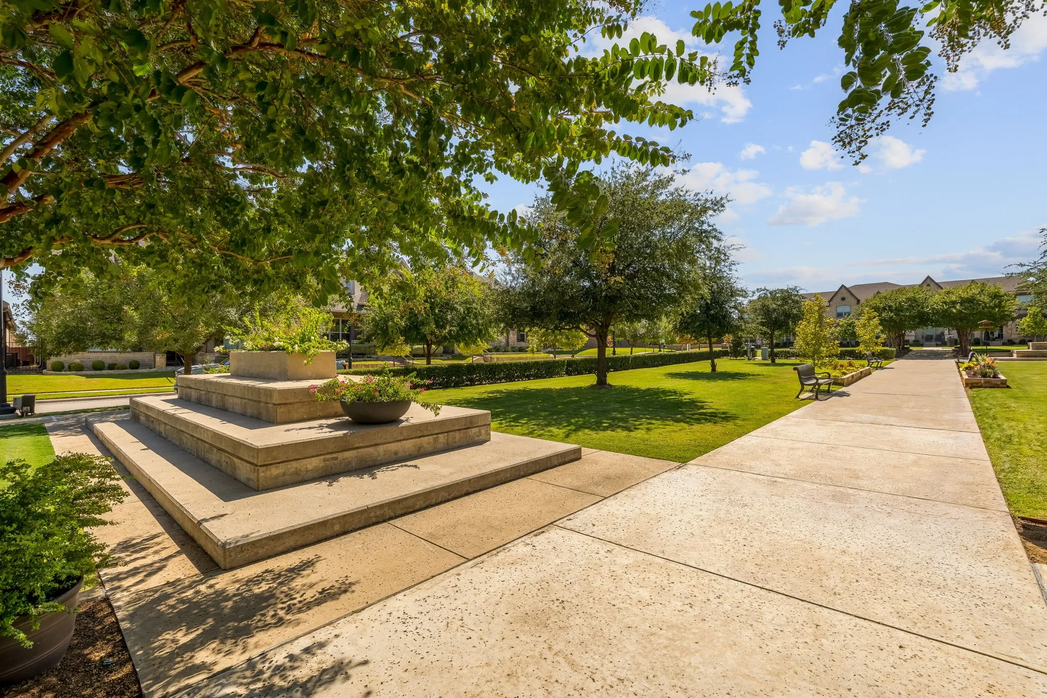 Townhouse For Sale in Tarrant County , 8313 Cotton Belt Lane, North Richland Hills, Texas 76182, 3 Bedroom, 3 Bathroom, 2 Garage spaces, 1,888 Sqft, built in 2019, mls#21355021, Real Estate Agent in North Richland Hills, Homes For Sale in Tarrant county, Homes For Sale in North Richland Hills, Realtor in North Richland Hills Texas, Real Estate Brokerage Independent Realty Texas, Luminita Cordes Realtor