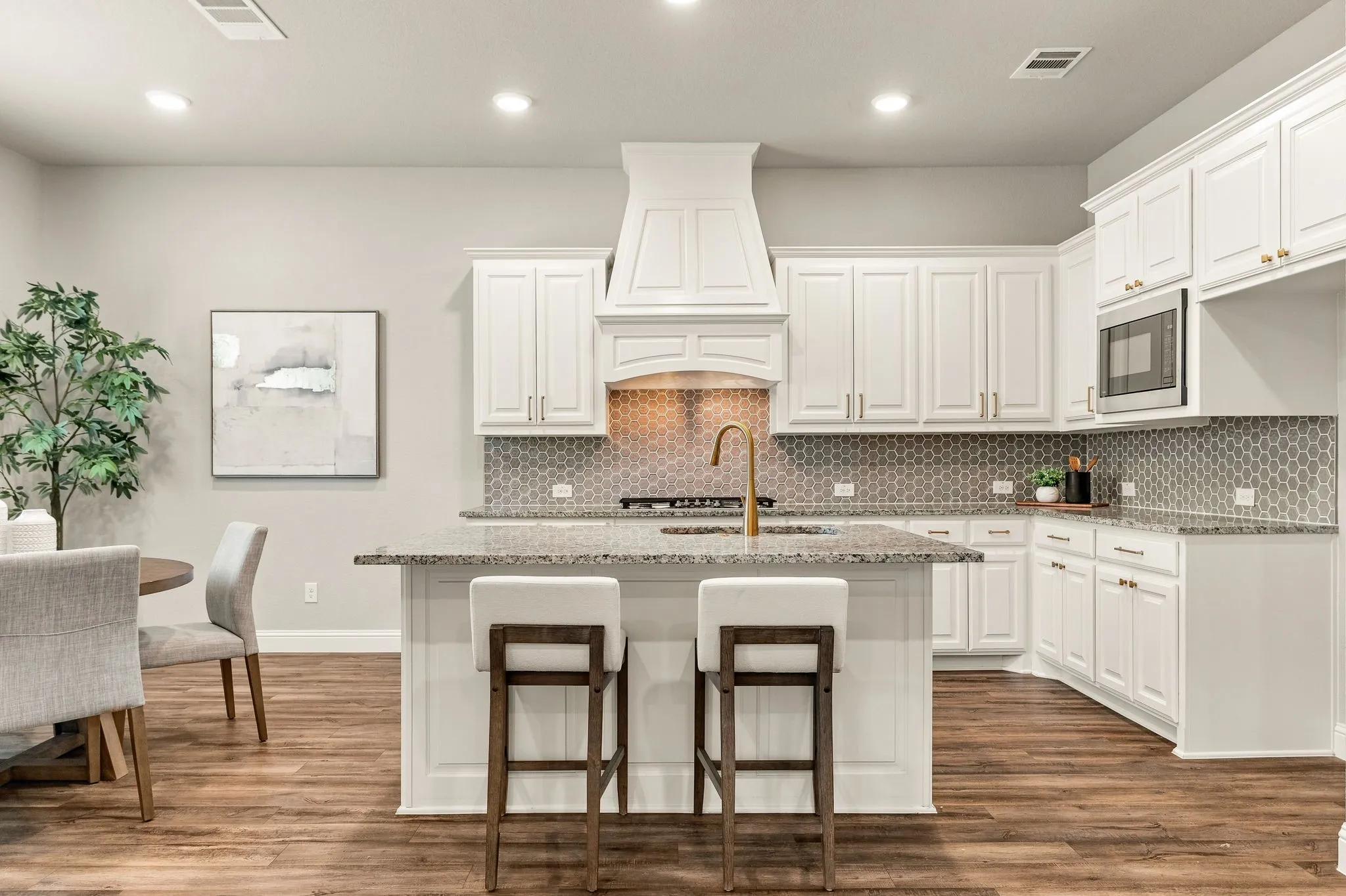Townhouse For Sale in Tarrant County , 8313 Cotton Belt Lane, North Richland Hills, Texas 76182, 3 Bedroom, 3 Bathroom, 2 Garage spaces, 1,888 Sqft, built in 2019, mls#21355021, Real Estate Agent in North Richland Hills, Homes For Sale in Tarrant county, Homes For Sale in North Richland Hills, Realtor in North Richland Hills Texas, Real Estate Brokerage Independent Realty Texas, Luminita Cordes Realtor