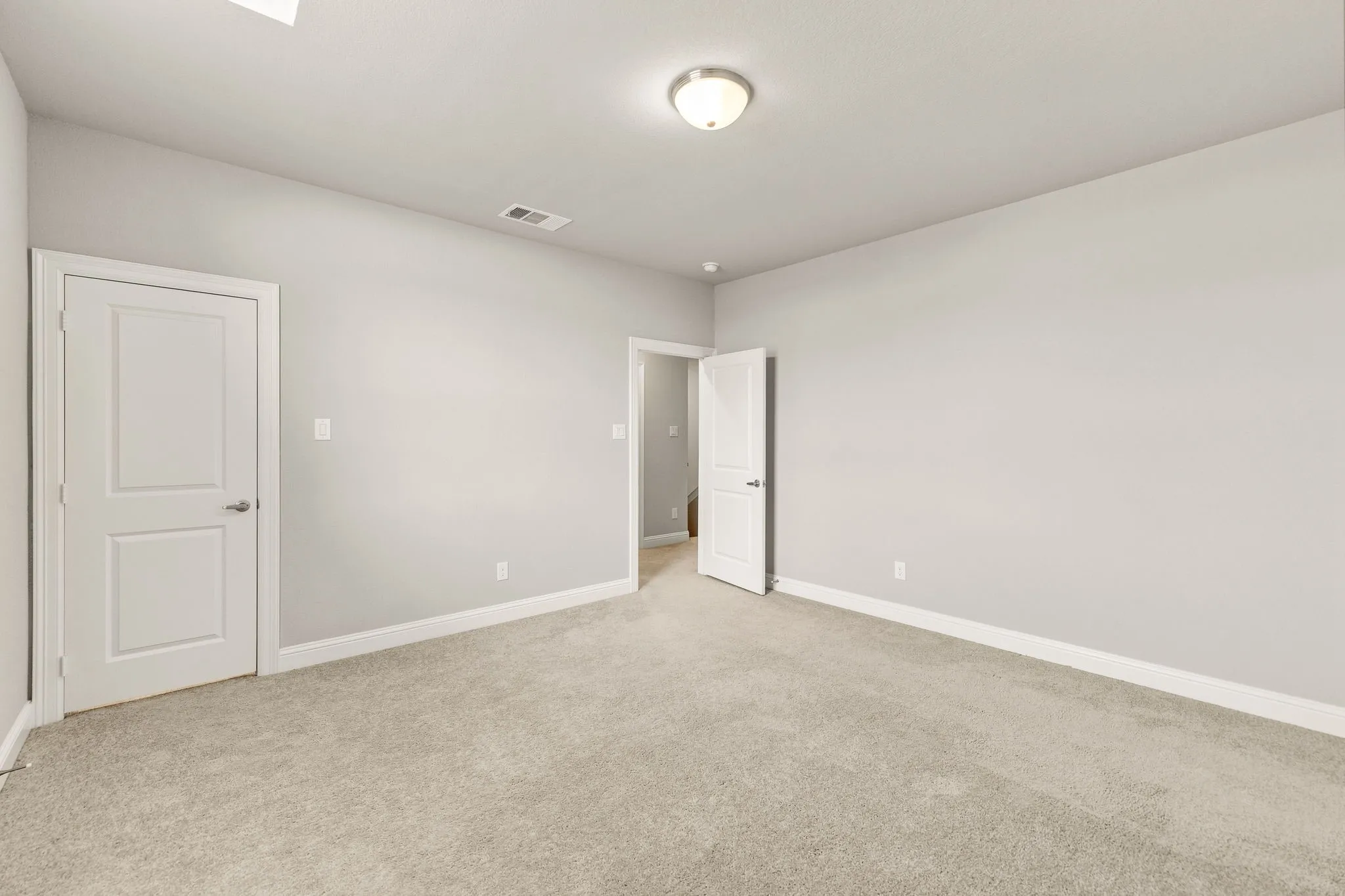 Upstairs Bedroom 1