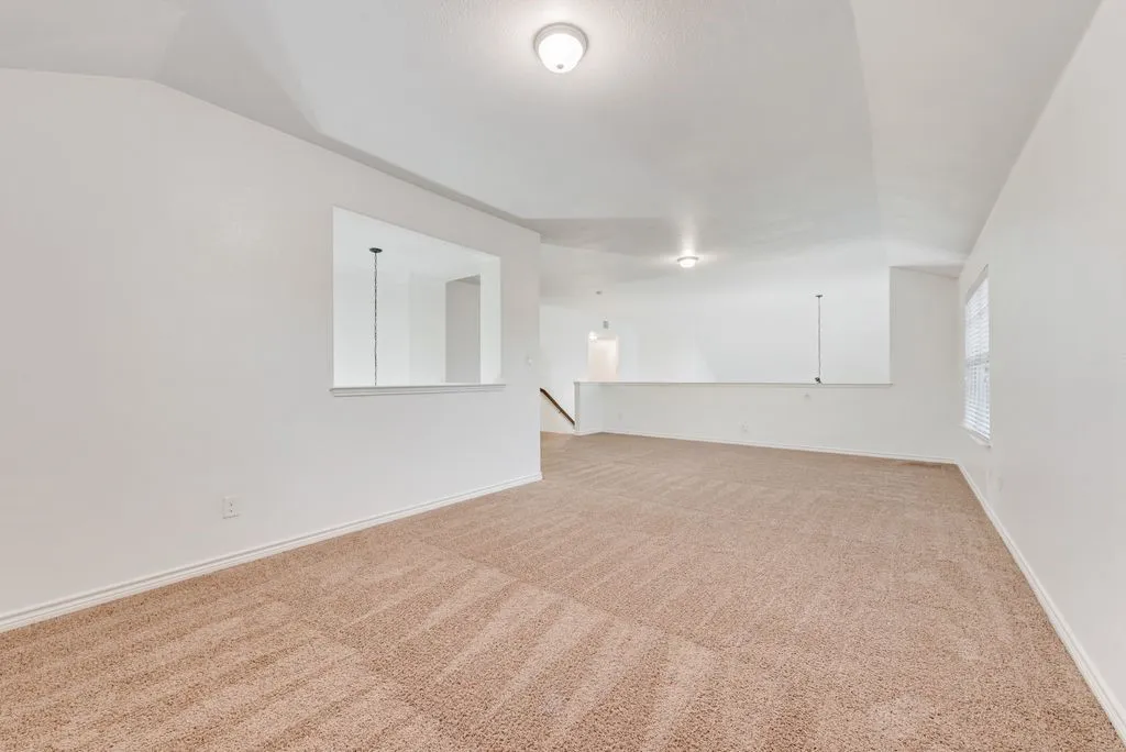 Single Family Residence For Rent in Denton County , 1816 Castle Creek Drive, Little Elm, Texas 75068, 5 Bedroom, 3 Bathroom, 2 Garage spaces, 3,265 Sqft, built in 2012, mls#21359184, Real Estate Agent in Little Elm, Homes For Rent in Denton county, Homes For Rent in Little Elm, Realtor in Little Elm Texas, Real Estate Brokerage Independent Realty Texas, Luminita Cordes Realtor