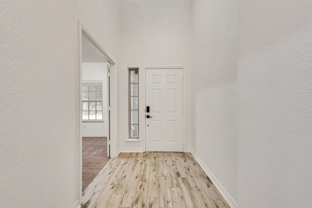 Single Family Residence For Rent in Denton County , 1816 Castle Creek Drive, Little Elm, Texas 75068, 5 Bedroom, 3 Bathroom, 2 Garage spaces, 3,265 Sqft, built in 2012, mls#21359184, Real Estate Agent in Little Elm, Homes For Rent in Denton county, Homes For Rent in Little Elm, Realtor in Little Elm Texas, Real Estate Brokerage Independent Realty Texas, Luminita Cordes Realtor
