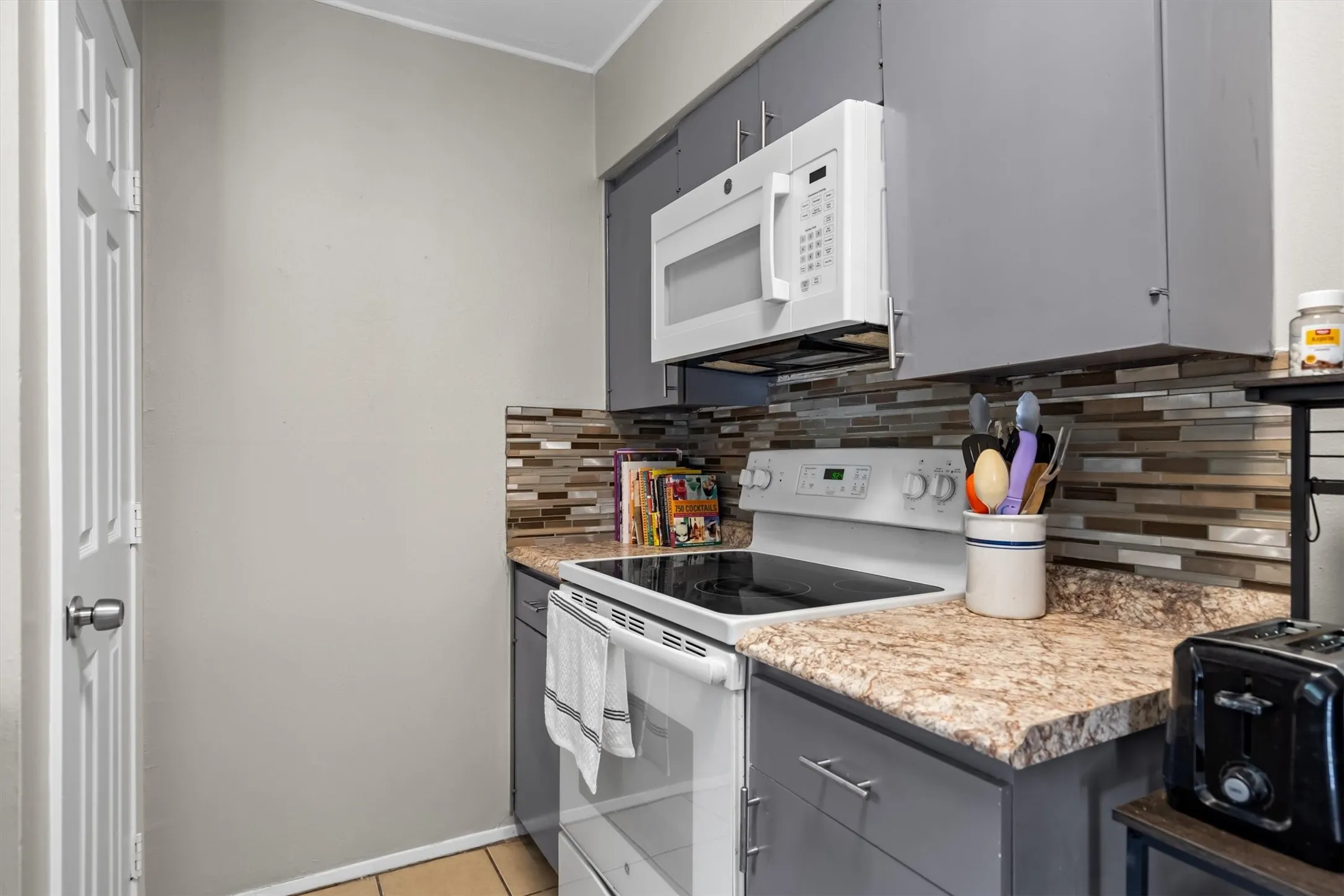 Full size appliances