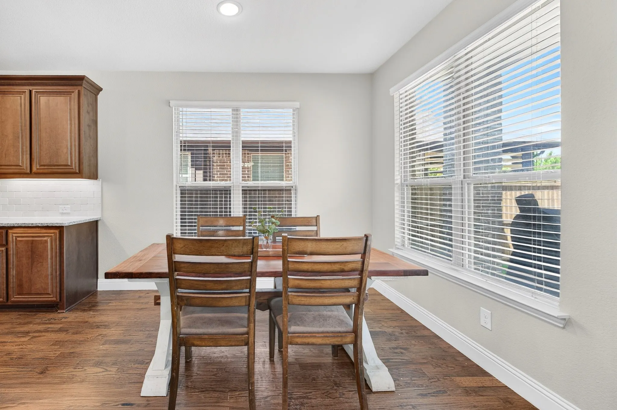 Single Family Residence For Sale in Collin County , 3609 Red Deer Lane, Melissa, Texas 75454, 4 Bedroom, 3 Bathroom, 3 Garage spaces, 3,020 Sqft, built in 2020, mls#21357339, Real Estate Agent in Melissa, Homes For Sale in Collin county, Homes For Sale in Melissa, Realtor in Melissa Texas, Real Estate Brokerage Independent Realty Texas, Luminita Cordes Realtor
