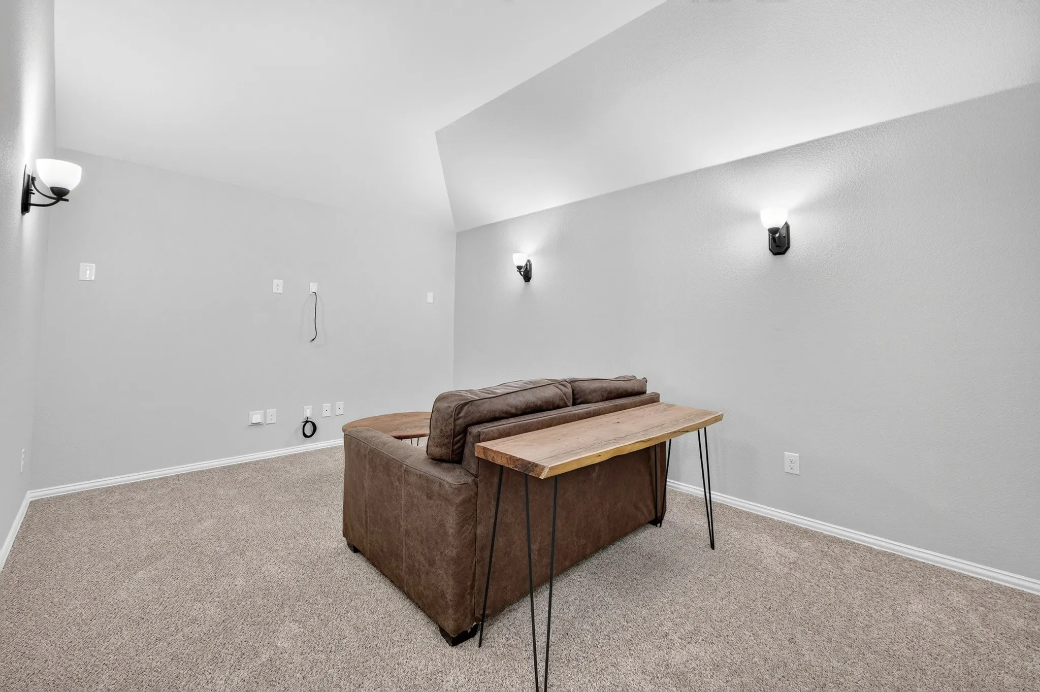 Single Family Residence For Sale in Collin County , 3609 Red Deer Lane, Melissa, Texas 75454, 4 Bedroom, 3 Bathroom, 3 Garage spaces, 3,020 Sqft, built in 2020, mls#21357339, Real Estate Agent in Melissa, Homes For Sale in Collin county, Homes For Sale in Melissa, Realtor in Melissa Texas, Real Estate Brokerage Independent Realty Texas, Luminita Cordes Realtor