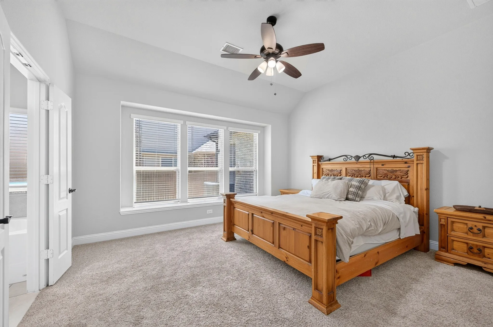 Single Family Residence For Sale in Collin County , 3609 Red Deer Lane, Melissa, Texas 75454, 4 Bedroom, 3 Bathroom, 3 Garage spaces, 3,020 Sqft, built in 2020, mls#21357339, Real Estate Agent in Melissa, Homes For Sale in Collin county, Homes For Sale in Melissa, Realtor in Melissa Texas, Real Estate Brokerage Independent Realty Texas, Luminita Cordes Realtor