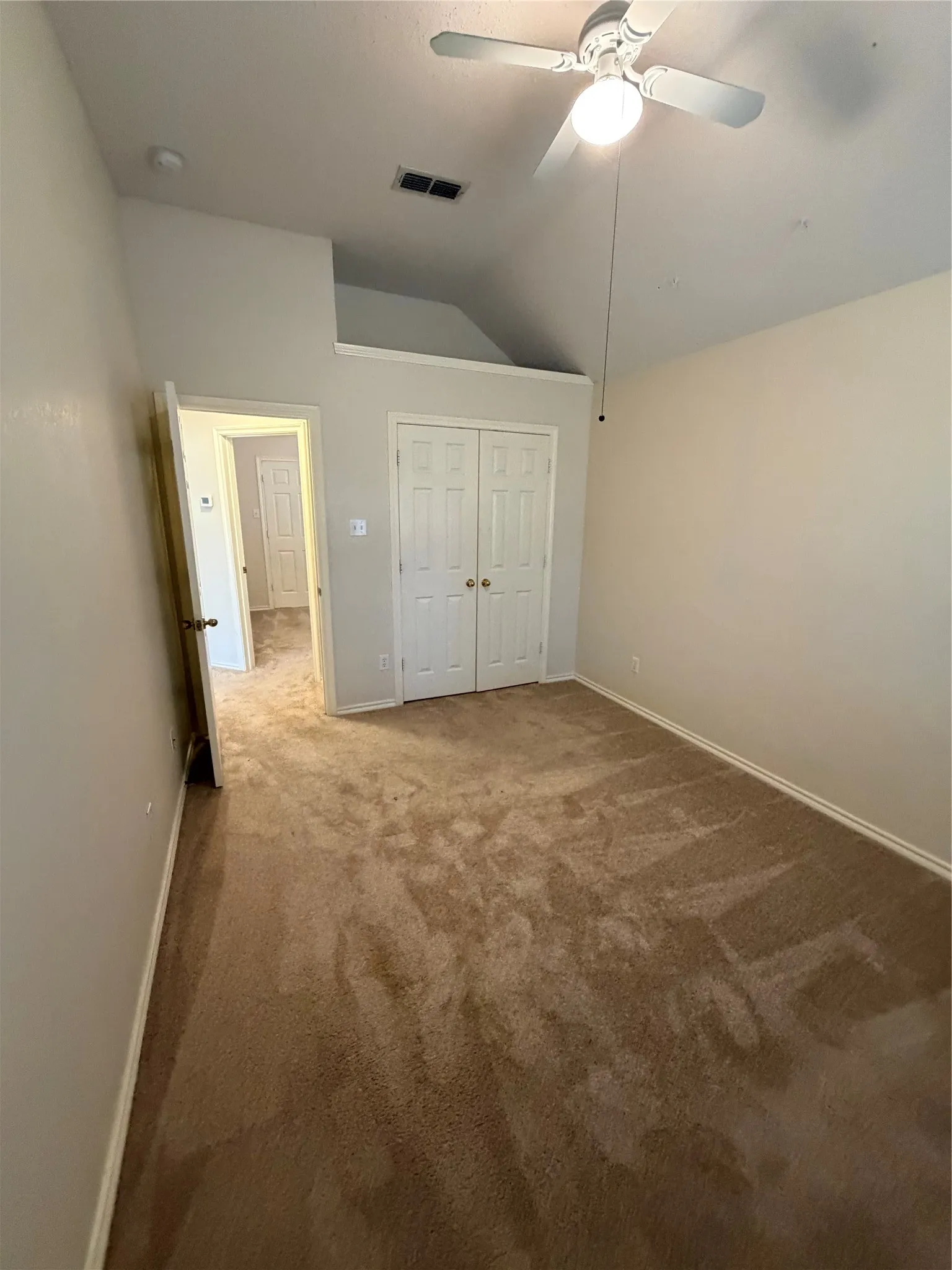 Single Family Residence For Rent in Parker County , 1427 Shadow Run, Weatherford, Texas 76086, 3 Bedroom, 2 Bathroom, 2 Garage spaces, 1,590 Sqft, built in 1996, mls#21359185, Real Estate Agent in Weatherford, Homes For Rent in Parker county, Homes For Rent in Weatherford, Realtor in Weatherford Texas, Real Estate Brokerage Independent Realty Texas, Luminita Cordes Realtor