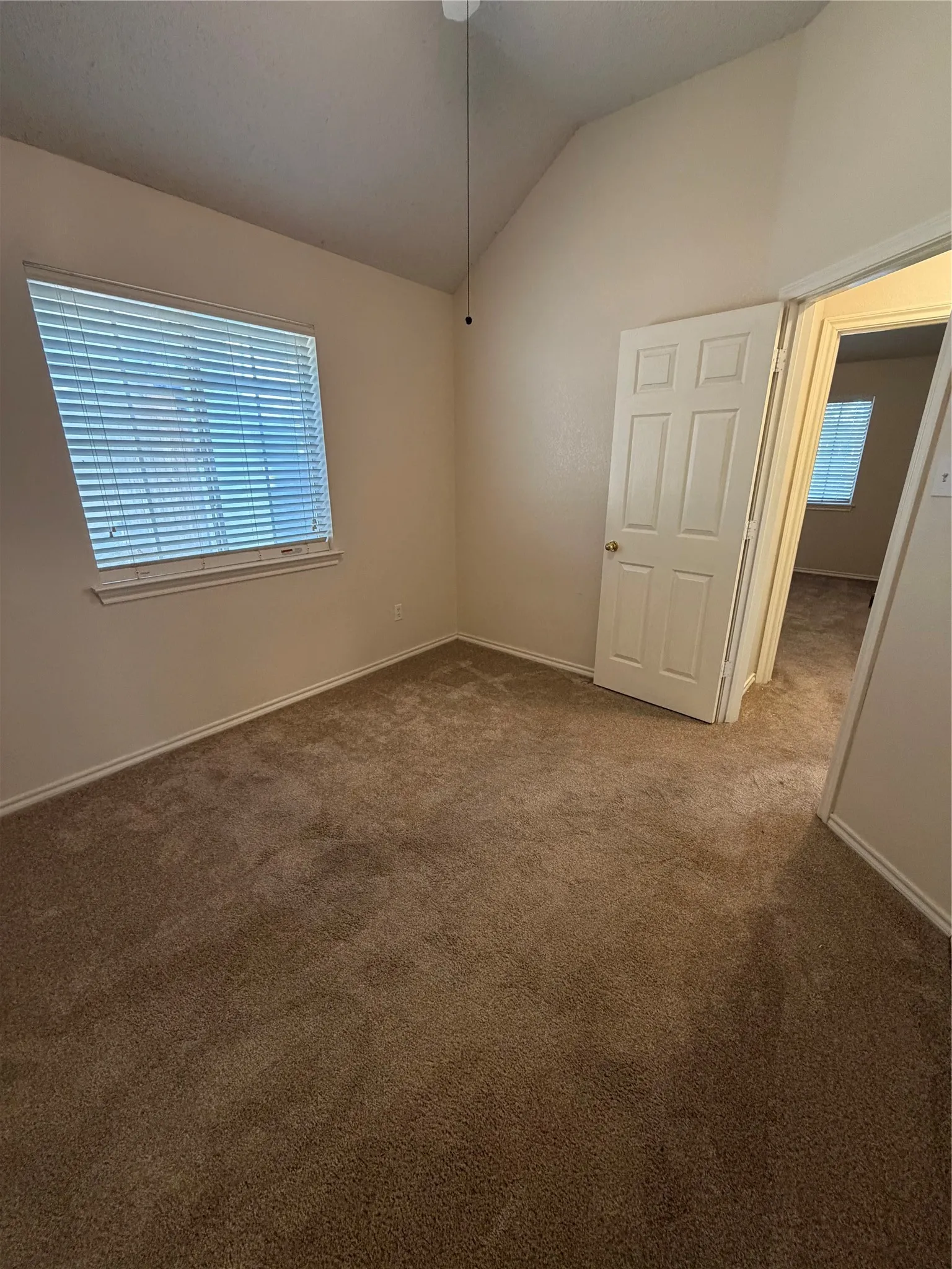 Single Family Residence For Rent in Parker County , 1427 Shadow Run, Weatherford, Texas 76086, 3 Bedroom, 2 Bathroom, 2 Garage spaces, 1,590 Sqft, built in 1996, mls#21359185, Real Estate Agent in Weatherford, Homes For Rent in Parker county, Homes For Rent in Weatherford, Realtor in Weatherford Texas, Real Estate Brokerage Independent Realty Texas, Luminita Cordes Realtor