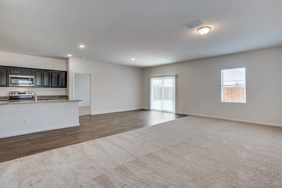 Single Family Residence For Rent in Collin County , 304 Briar Cove, Anna, Texas 75409, 4 Bedroom, 2 Bathroom, 2 Garage spaces, 1,884 Sqft, built in 2021, mls#21359223, Real Estate Agent in Anna, Homes For Rent in Collin county, Homes For Rent in Anna, Realtor in Anna Texas, Real Estate Brokerage Independent Realty Texas, Luminita Cordes Realtor