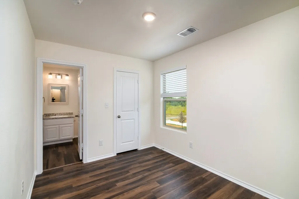 Duplex For Rent in Grayson County , 201 S May Street 1, Whitewright, Texas 75491, 3 Bedroom, 3 Bathroom, 1 Garage spaces, 1,229 Sqft, built in 2022, Price $1,495, mls#21359224, Real Estate Agent in Whitewright, Homes For Rent in Grayson county, Homes For Rent in Whitewright, Realtor in Whitewright Texas, Real Estate Brokerage Independent Realty Texas, Luminita Cordes Realtor