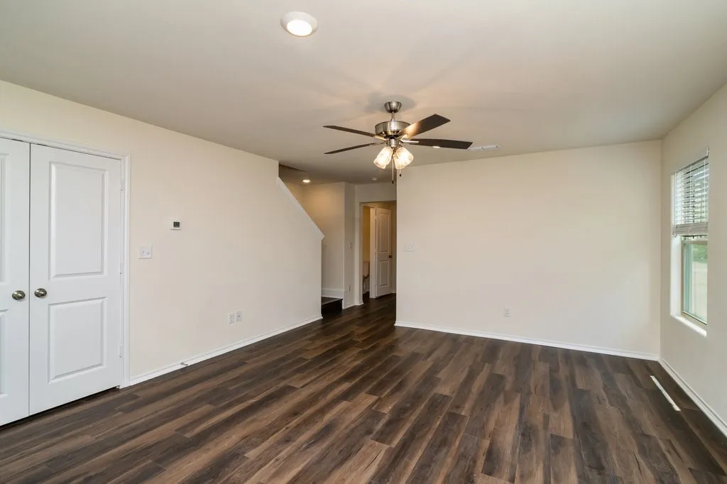 Duplex For Rent in Grayson County , 201 S May Street 1, Whitewright, Texas 75491, 3 Bedroom, 3 Bathroom, 1 Garage spaces, 1,229 Sqft, built in 2022, Price $1,495, mls#21359224, Real Estate Agent in Whitewright, Homes For Rent in Grayson county, Homes For Rent in Whitewright, Realtor in Whitewright Texas, Real Estate Brokerage Independent Realty Texas, Luminita Cordes Realtor