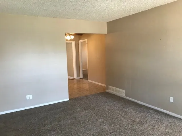 Single Family Residence For Rent in Taylor County , 5234 Burbank Drive, Abilene, Texas 79605, 3 Bedroom, 2 Bathroom, 2 Garage spaces, 1,286 Sqft, built in 1962, mls#21359228, Real Estate Agent in Abilene, Homes For Rent in Taylor county, Homes For Rent in Abilene, Realtor in Abilene Texas, Real Estate Brokerage Independent Realty Texas, Luminita Cordes Realtor