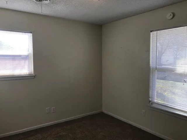 Single Family Residence For Rent in Taylor County , 5234 Burbank Drive, Abilene, Texas 79605, 3 Bedroom, 2 Bathroom, 2 Garage spaces, 1,286 Sqft, built in 1962, mls#21359228, Real Estate Agent in Abilene, Homes For Rent in Taylor county, Homes For Rent in Abilene, Realtor in Abilene Texas, Real Estate Brokerage Independent Realty Texas, Luminita Cordes Realtor