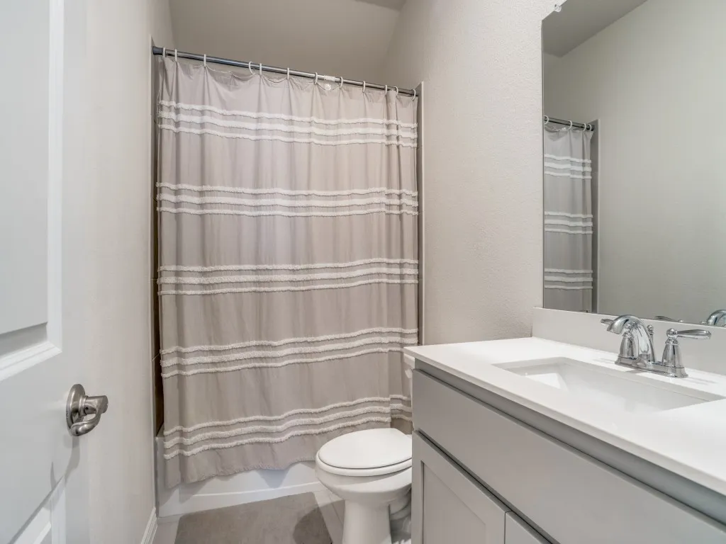 Single Family Residence For Rent in Collin County , 729 Jessica Lynn Lane, Anna, Texas 75409, 4 Bedroom, 4 Bathroom, 2 Garage spaces, 2,205 Sqft, built in 2022, mls#21358970, Real Estate Agent in Anna, Homes For Rent in Collin county, Homes For Rent in Anna, Realtor in Anna Texas, Real Estate Brokerage Independent Realty Texas, Luminita Cordes Realtor
