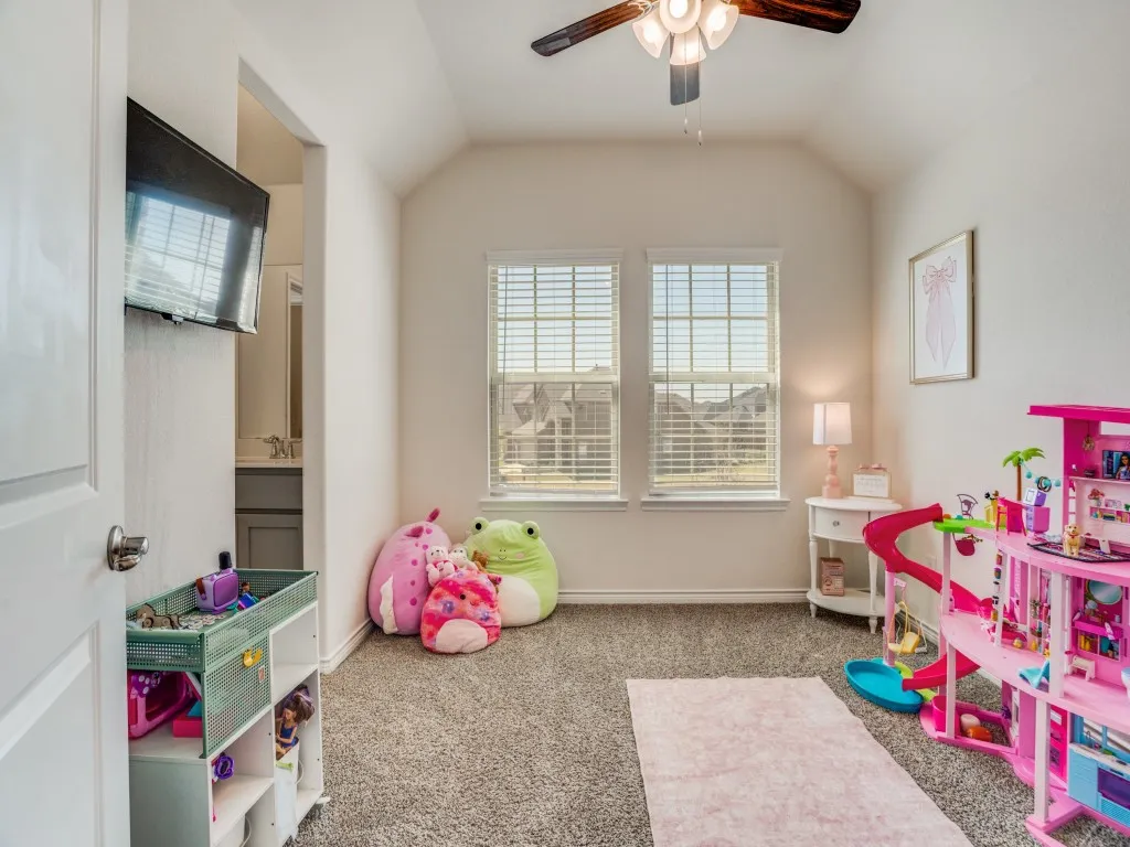 Single Family Residence For Rent in Collin County , 729 Jessica Lynn Lane, Anna, Texas 75409, 4 Bedroom, 4 Bathroom, 2 Garage spaces, 2,205 Sqft, built in 2022, mls#21358970, Real Estate Agent in Anna, Homes For Rent in Collin county, Homes For Rent in Anna, Realtor in Anna Texas, Real Estate Brokerage Independent Realty Texas, Luminita Cordes Realtor
