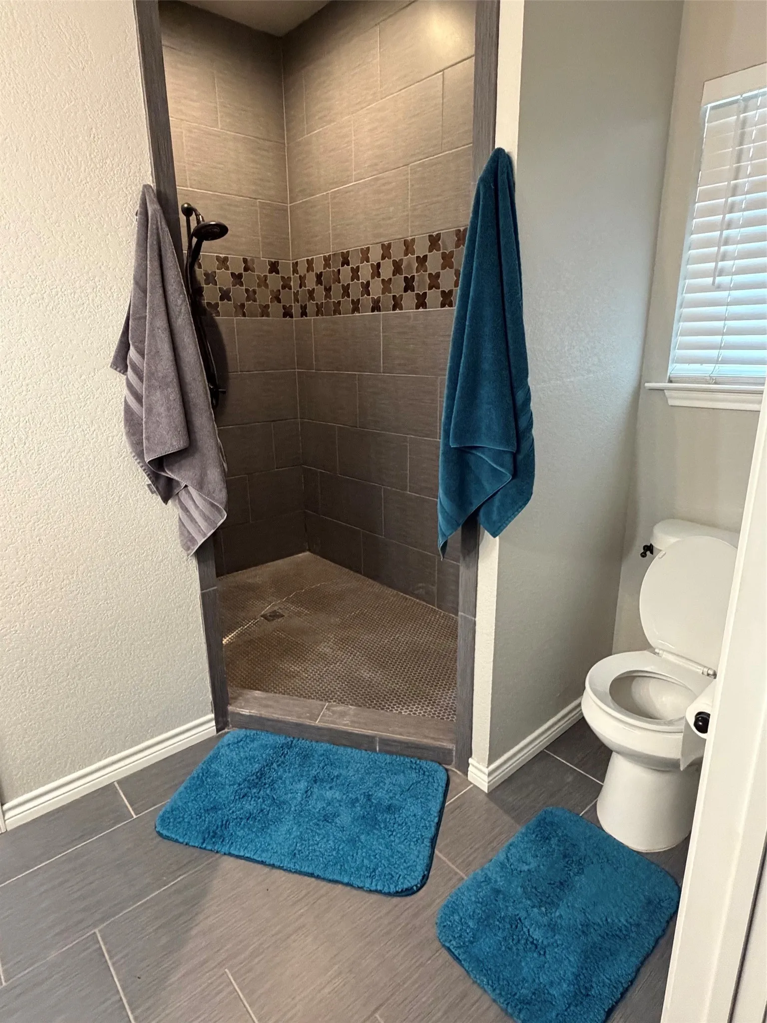 Single Family Residence For Sale in Limestone County , 706 E Palestine Street, Mexia, Texas 76667, 2 Bedroom, 2 Bathroom, Garage spaces, 1,435 Sqft, built in 1970, mls#21359235, Real Estate Agent in Mexia, Homes For Sale in Limestone county, Homes For Sale in Mexia, Realtor in Mexia Texas, Real Estate Brokerage Independent Realty Texas, Luminita Cordes Realtor