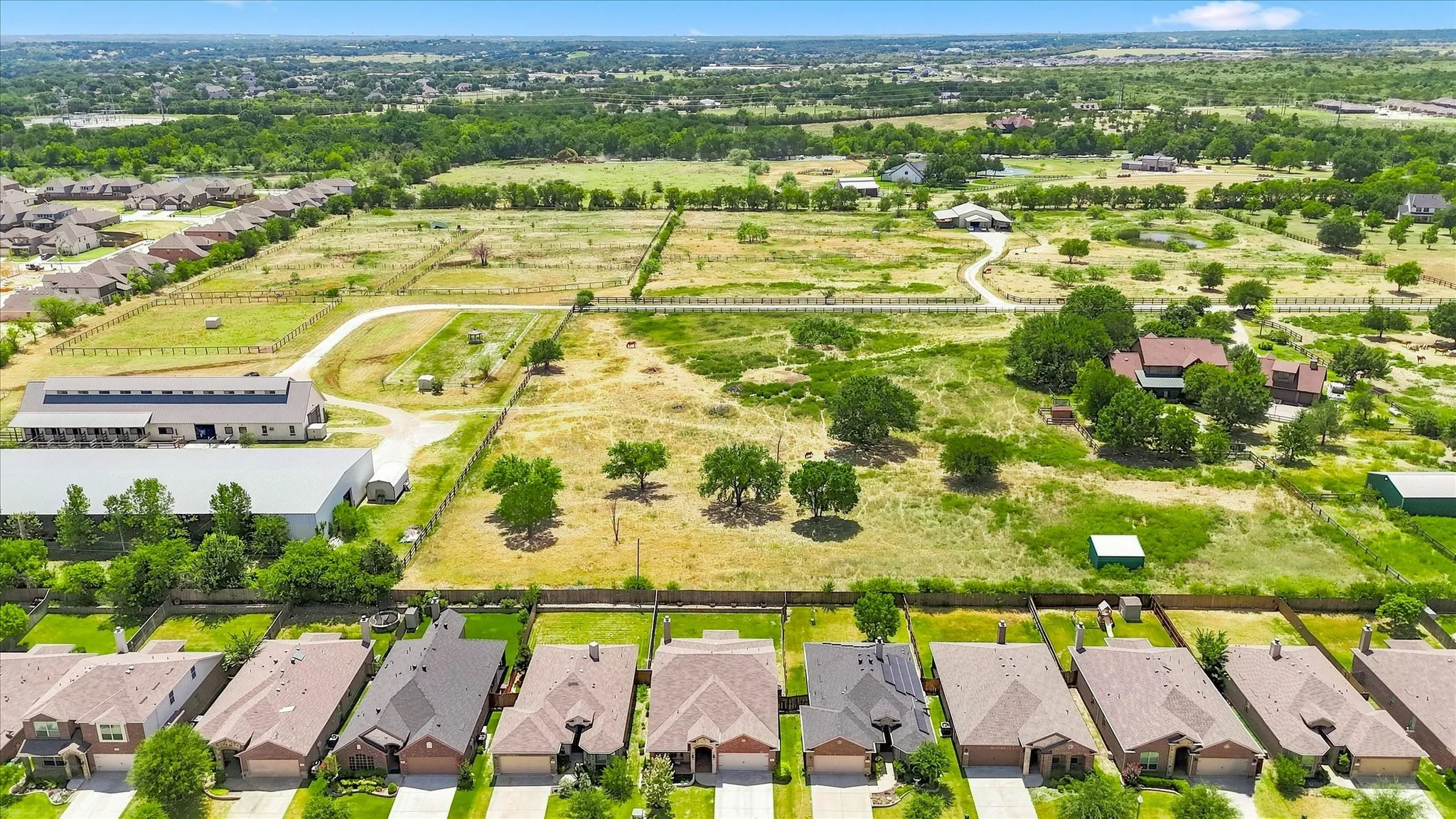 Single Family Residence For Sale in Denton County , 3237 Tamarack Lane, Denton, Texas 76226, 4 Bedroom, 3 Bathroom, 2 Garage spaces, 2,513 Sqft, built in 2015, mls#21354967, Real Estate Agent in Denton, Homes For Sale in Denton county, Homes For Sale in Denton, Realtor in Denton Texas, Real Estate Brokerage Independent Realty Texas, Luminita Cordes Realtor