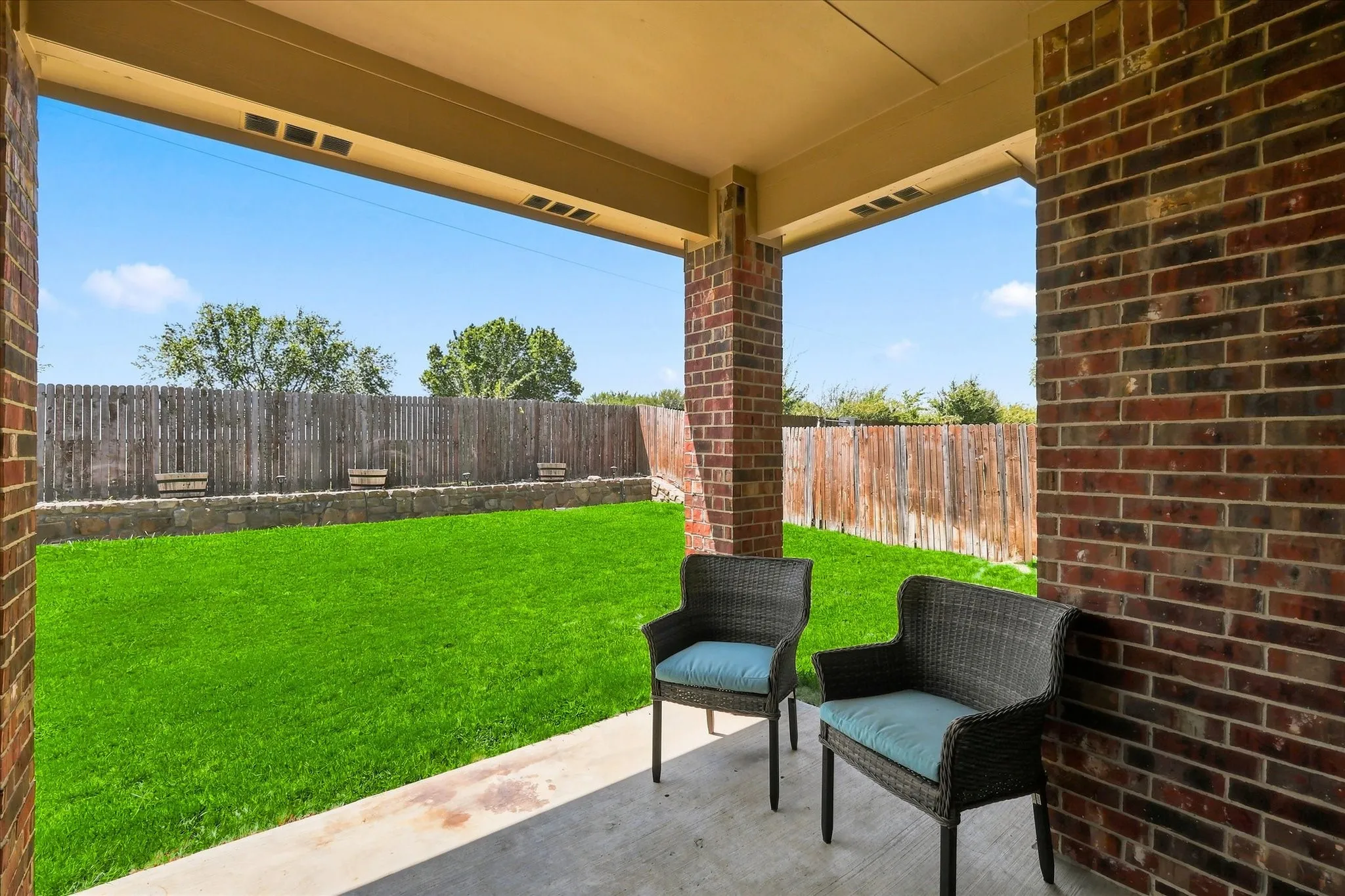 Single Family Residence For Sale in Denton County , 3237 Tamarack Lane, Denton, Texas 76226, 4 Bedroom, 3 Bathroom, 2 Garage spaces, 2,513 Sqft, built in 2015, mls#21354967, Real Estate Agent in Denton, Homes For Sale in Denton county, Homes For Sale in Denton, Realtor in Denton Texas, Real Estate Brokerage Independent Realty Texas, Luminita Cordes Realtor