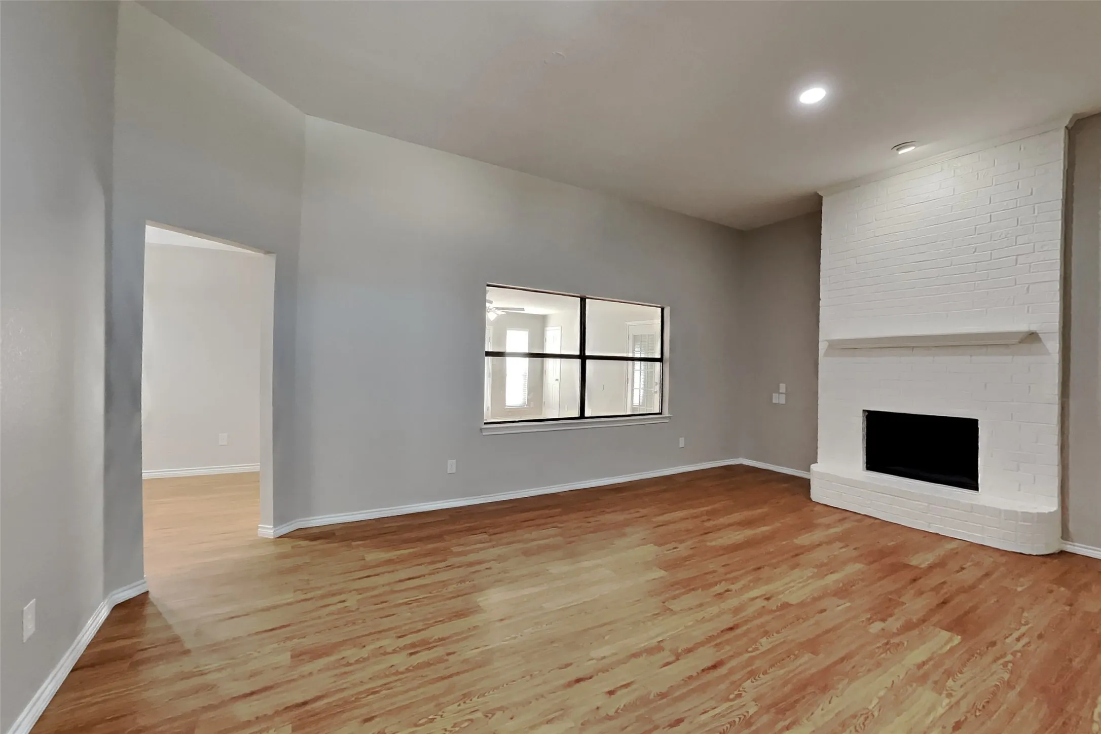 Single Family Residence For Rent in Dallas County , 6602 Gardenia Drive, Rowlett, Texas 75089, 3 Bedroom, 2 Bathroom, 2 Garage spaces, 1,754 Sqft, built in 1987, mls#21359241, Real Estate Agent in Rowlett, Homes For Rent in Dallas county, Homes For Rent in Rowlett, Realtor in Rowlett Texas, Real Estate Brokerage Independent Realty Texas, Luminita Cordes Realtor