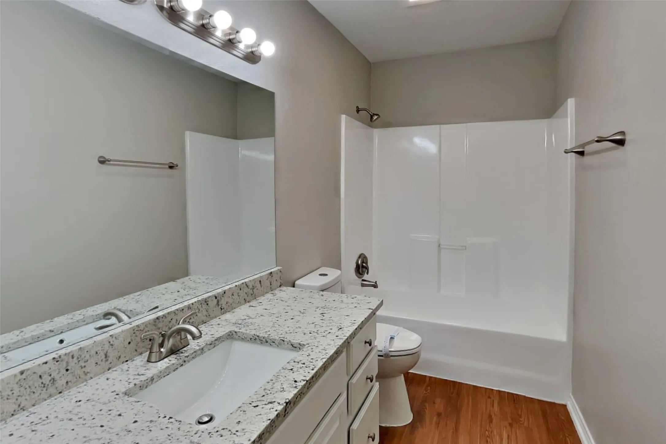 Single Family Residence For Rent in Dallas County , 6602 Gardenia Drive, Rowlett, Texas 75089, 3 Bedroom, 2 Bathroom, 2 Garage spaces, 1,754 Sqft, built in 1987, mls#21359241, Real Estate Agent in Rowlett, Homes For Rent in Dallas county, Homes For Rent in Rowlett, Realtor in Rowlett Texas, Real Estate Brokerage Independent Realty Texas, Luminita Cordes Realtor