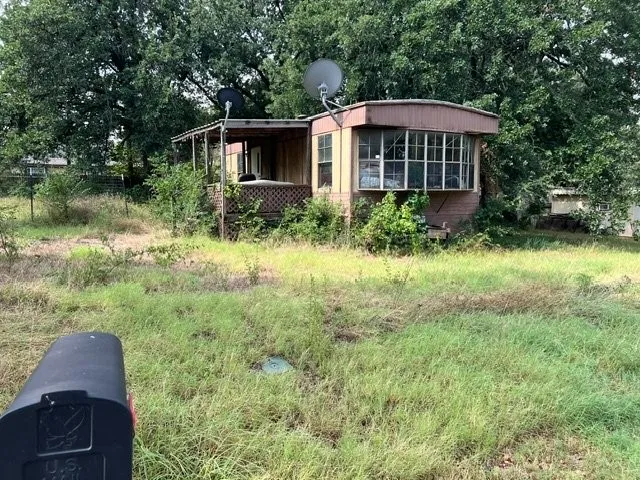 Mobile Home For Sale in Tarrant County , 7177 Base Street R, Azle, Texas 76020, 1 Bedroom, 2 Bathroom, Garage spaces, 9,999 Sqft, built in 0, mls#21359149, Real Estate Agent in Azle, Homes For Sale in Tarrant county, Homes For Sale in Azle, Realtor in Azle Texas, Real Estate Brokerage Independent Realty Texas, Luminita Cordes Realtor