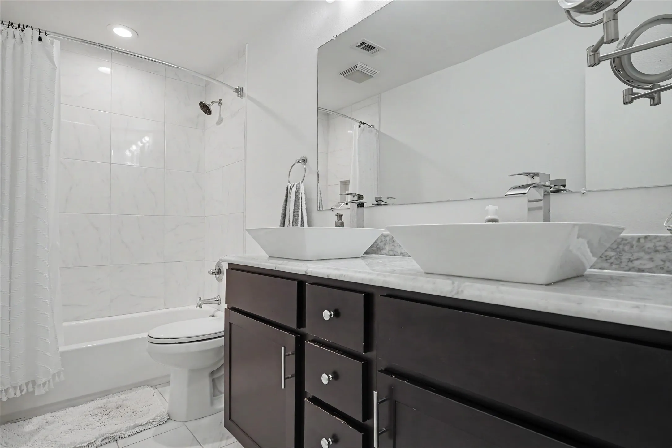 Upstairs bathroom