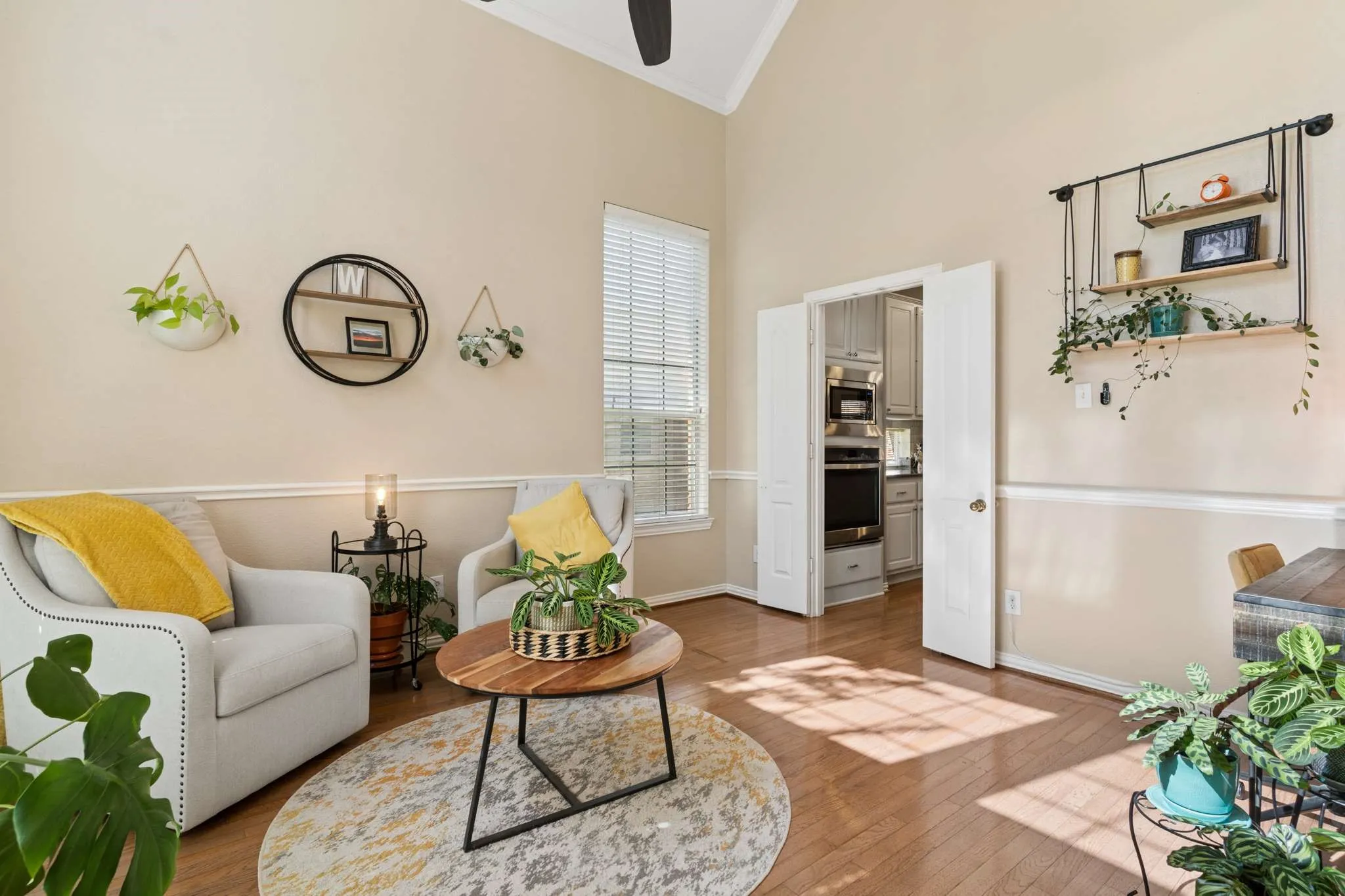 Single Family Residence For Sale in Denton County , 3413 Brightstone Court, Flower Mound, Texas 75022, 4 Bedroom, 3 Bathroom, 2 Garage spaces, 2,491 Sqft, built in 1997, mls#21357195, Real Estate Agent in Flower Mound, Homes For Sale in Denton county, Homes For Sale in Flower Mound, Realtor in Flower Mound Texas, Real Estate Brokerage Independent Realty Texas, Luminita Cordes Realtor
