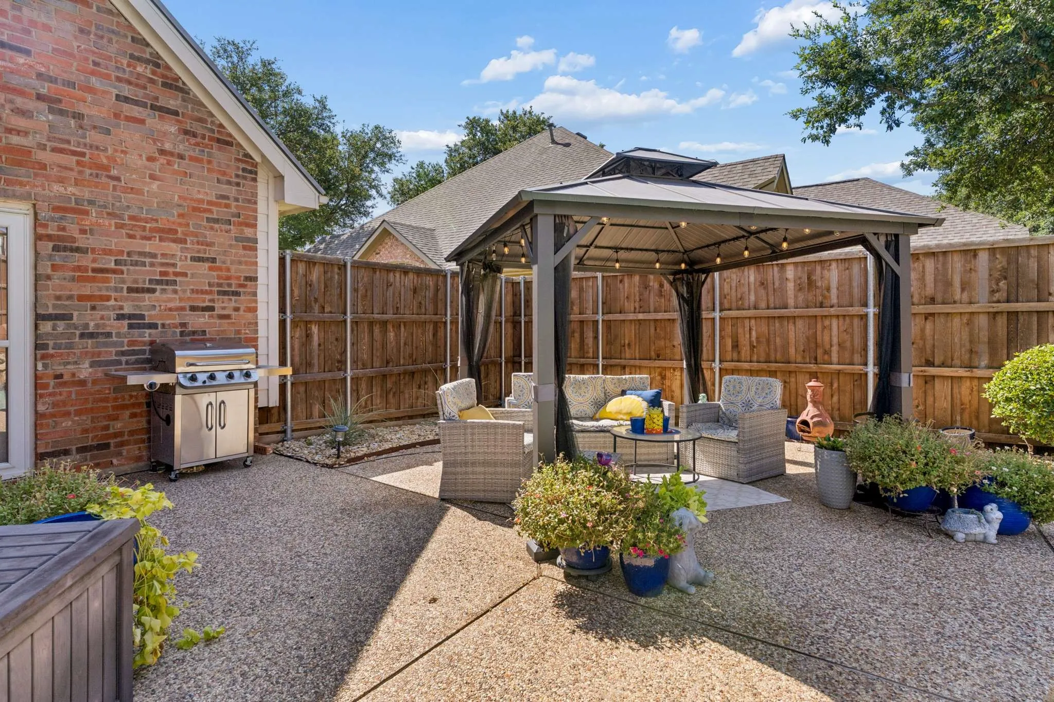 Single Family Residence For Sale in Denton County , 3413 Brightstone Court, Flower Mound, Texas 75022, 4 Bedroom, 3 Bathroom, 2 Garage spaces, 2,491 Sqft, built in 1997, mls#21357195, Real Estate Agent in Flower Mound, Homes For Sale in Denton county, Homes For Sale in Flower Mound, Realtor in Flower Mound Texas, Real Estate Brokerage Independent Realty Texas, Luminita Cordes Realtor