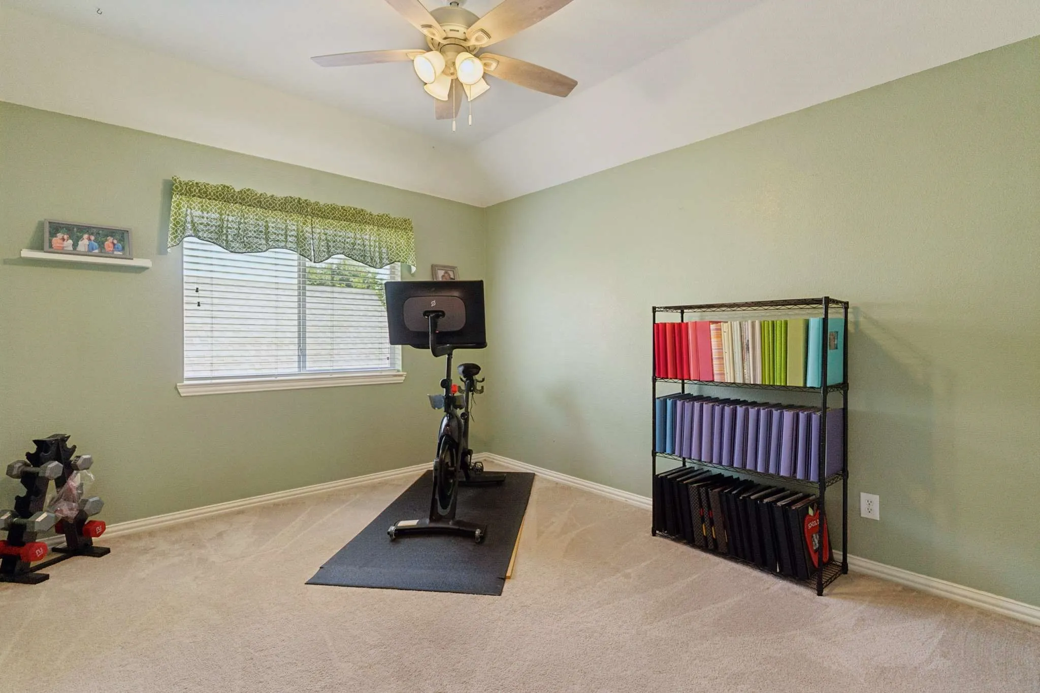 Single Family Residence For Sale in Denton County , 3413 Brightstone Court, Flower Mound, Texas 75022, 4 Bedroom, 3 Bathroom, 2 Garage spaces, 2,491 Sqft, built in 1997, mls#21357195, Real Estate Agent in Flower Mound, Homes For Sale in Denton county, Homes For Sale in Flower Mound, Realtor in Flower Mound Texas, Real Estate Brokerage Independent Realty Texas, Luminita Cordes Realtor