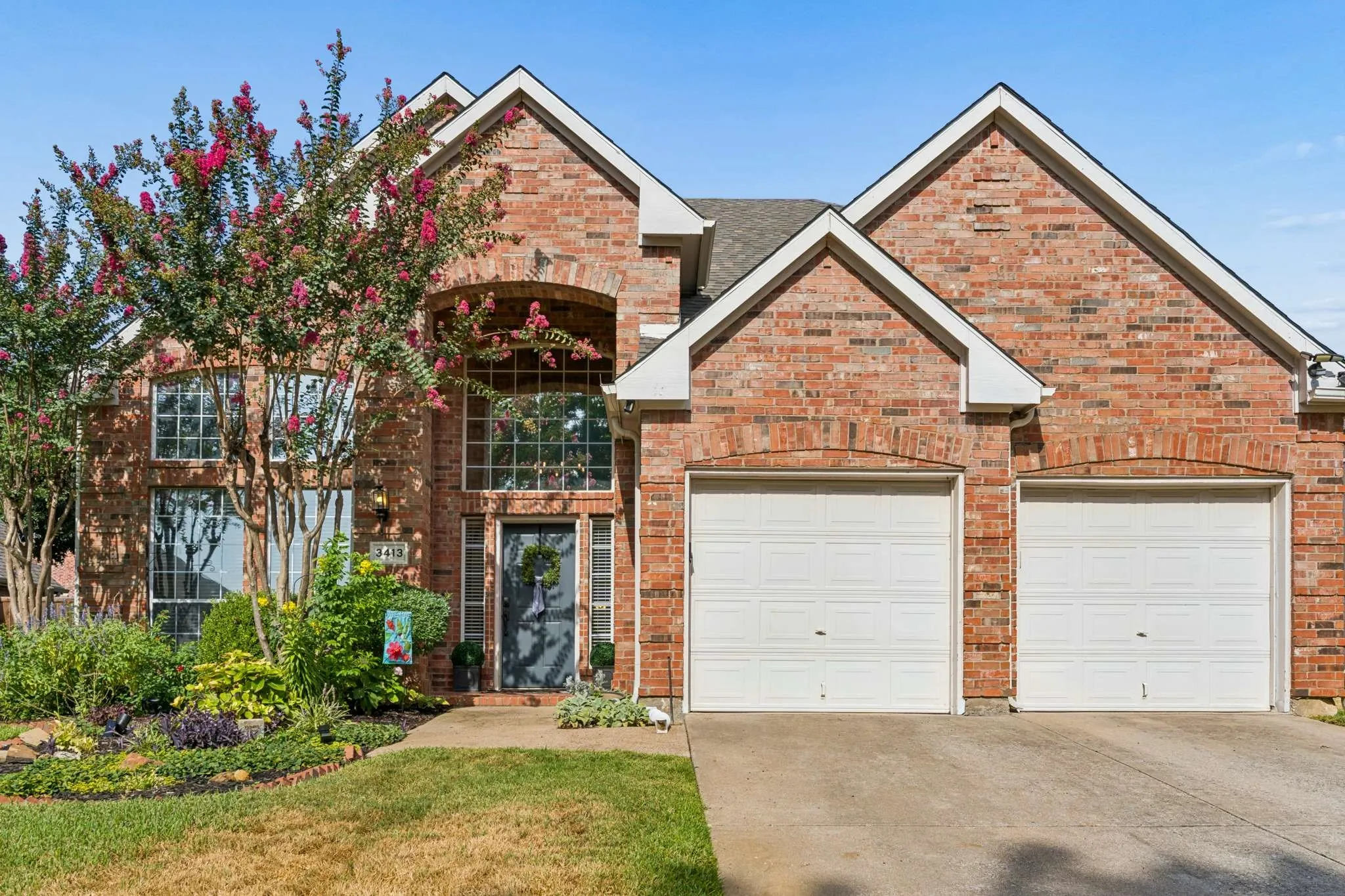 Single Family Residence For Sale in Denton County , 3413 Brightstone Court, Flower Mound, Texas 75022, 4 Bedroom, 3 Bathroom, 2 Garage spaces, 2,491 Sqft, built in 1997, mls#21357195, Real Estate Agent in Flower Mound, Homes For Sale in Denton county, Homes For Sale in Flower Mound, Realtor in Flower Mound Texas, Real Estate Brokerage Independent Realty Texas, Luminita Cordes Realtor