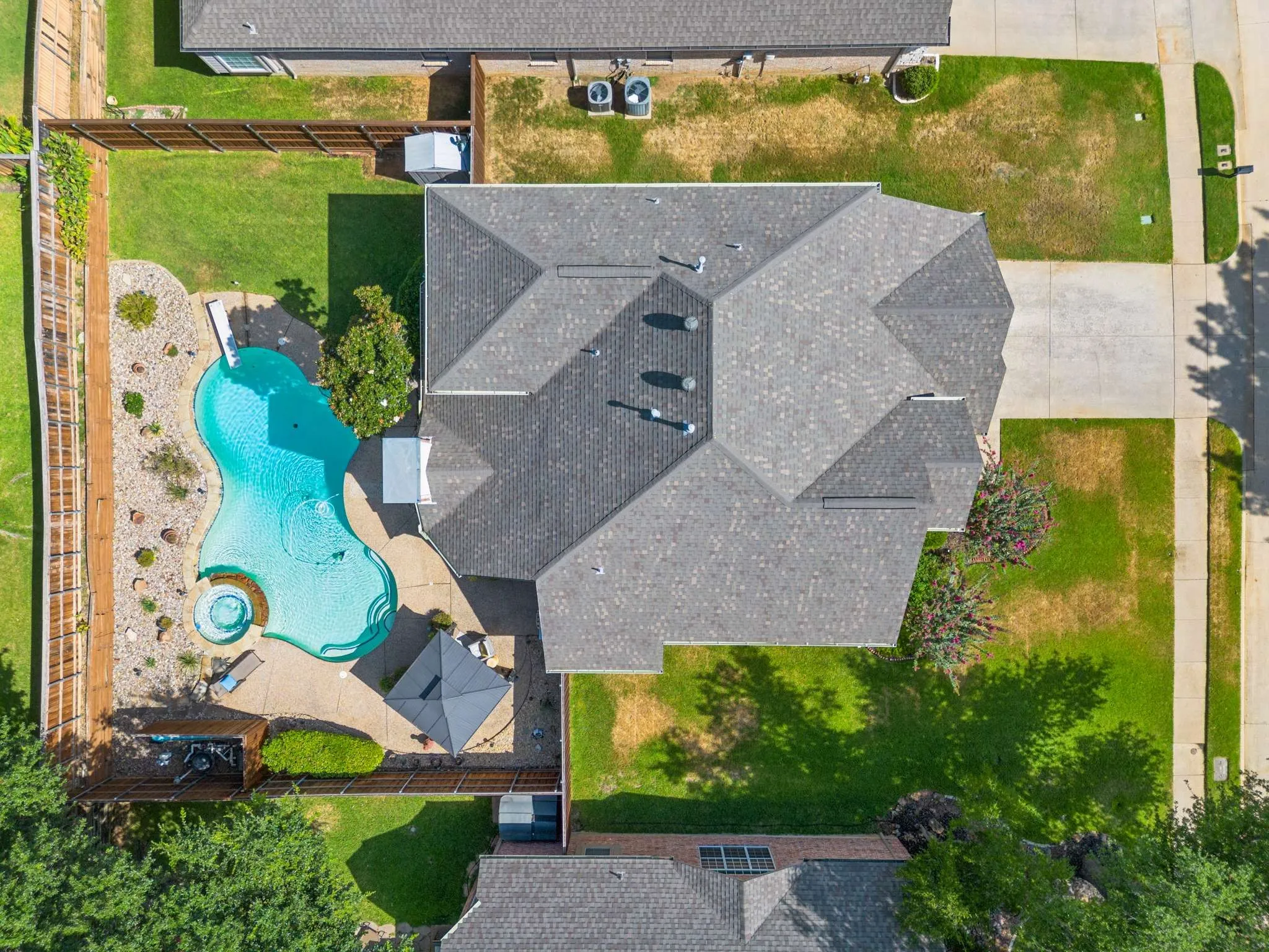 Single Family Residence For Sale in Denton County , 3413 Brightstone Court, Flower Mound, Texas 75022, 4 Bedroom, 3 Bathroom, 2 Garage spaces, 2,491 Sqft, built in 1997, mls#21357195, Real Estate Agent in Flower Mound, Homes For Sale in Denton county, Homes For Sale in Flower Mound, Realtor in Flower Mound Texas, Real Estate Brokerage Independent Realty Texas, Luminita Cordes Realtor