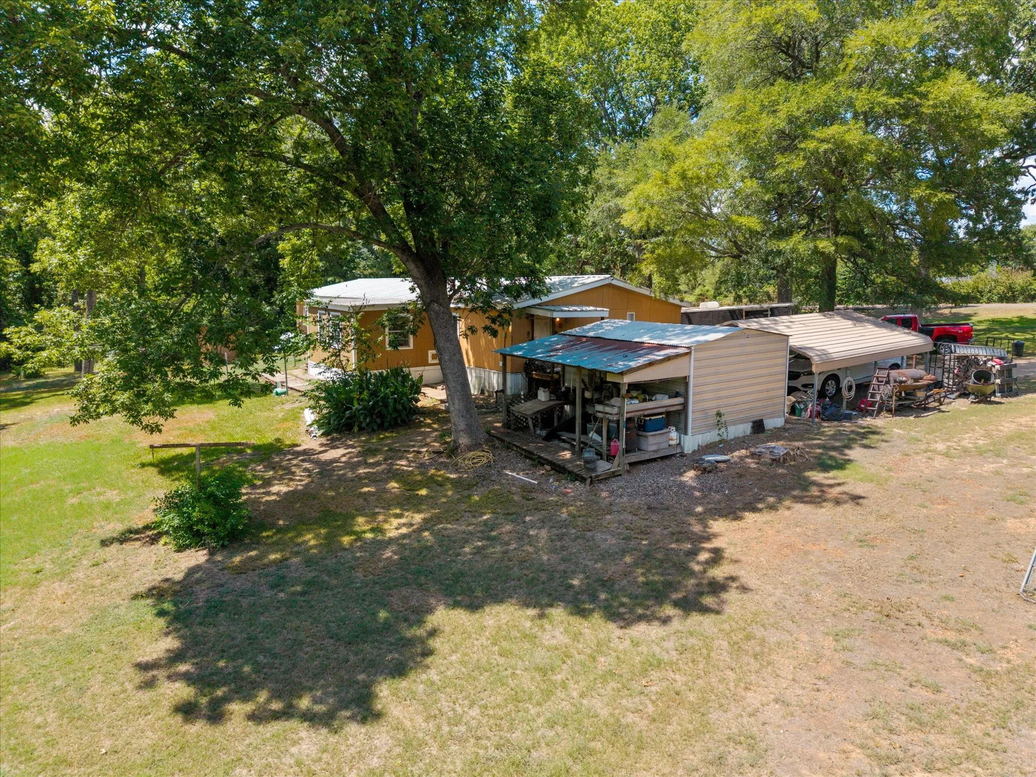 Manufactured Home For Sale in Anderson County , 24709 N US Highway 287, Athens, Texas 75751, 4 Bedroom, 3 Bathroom, Garage spaces, 2,128 Sqft, built in 1993, mls#21359094, Real Estate Agent in Athens, Homes For Sale in Anderson county, Homes For Sale in Athens, Realtor in Athens Texas, Real Estate Brokerage Independent Realty Texas, Luminita Cordes Realtor