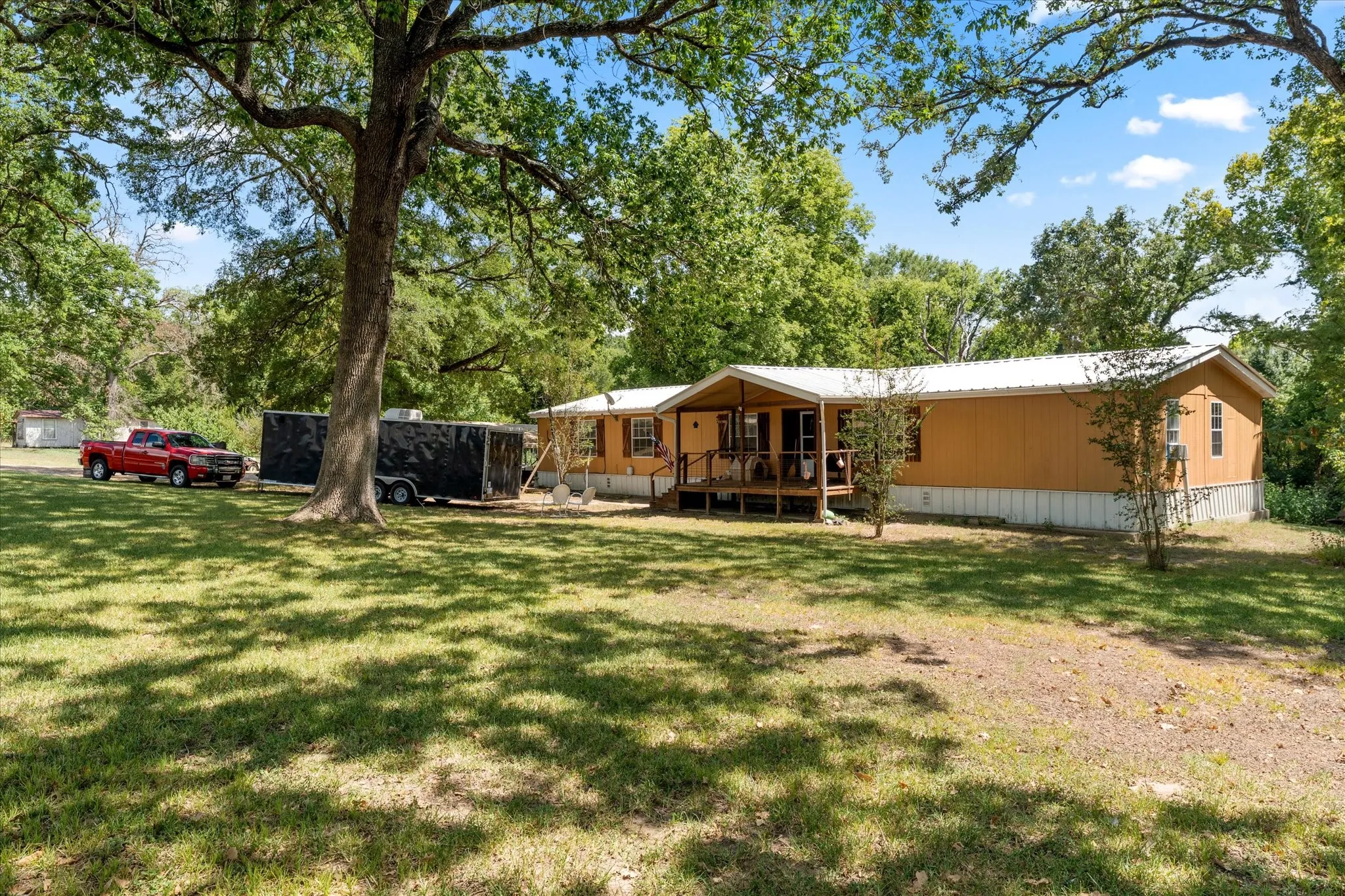 Manufactured Home For Sale in Anderson County , 24709 N US Highway 287, Athens, Texas 75751, 4 Bedroom, 3 Bathroom, Garage spaces, 2,128 Sqft, built in 1993, mls#21359094, Real Estate Agent in Athens, Homes For Sale in Anderson county, Homes For Sale in Athens, Realtor in Athens Texas, Real Estate Brokerage Independent Realty Texas, Luminita Cordes Realtor