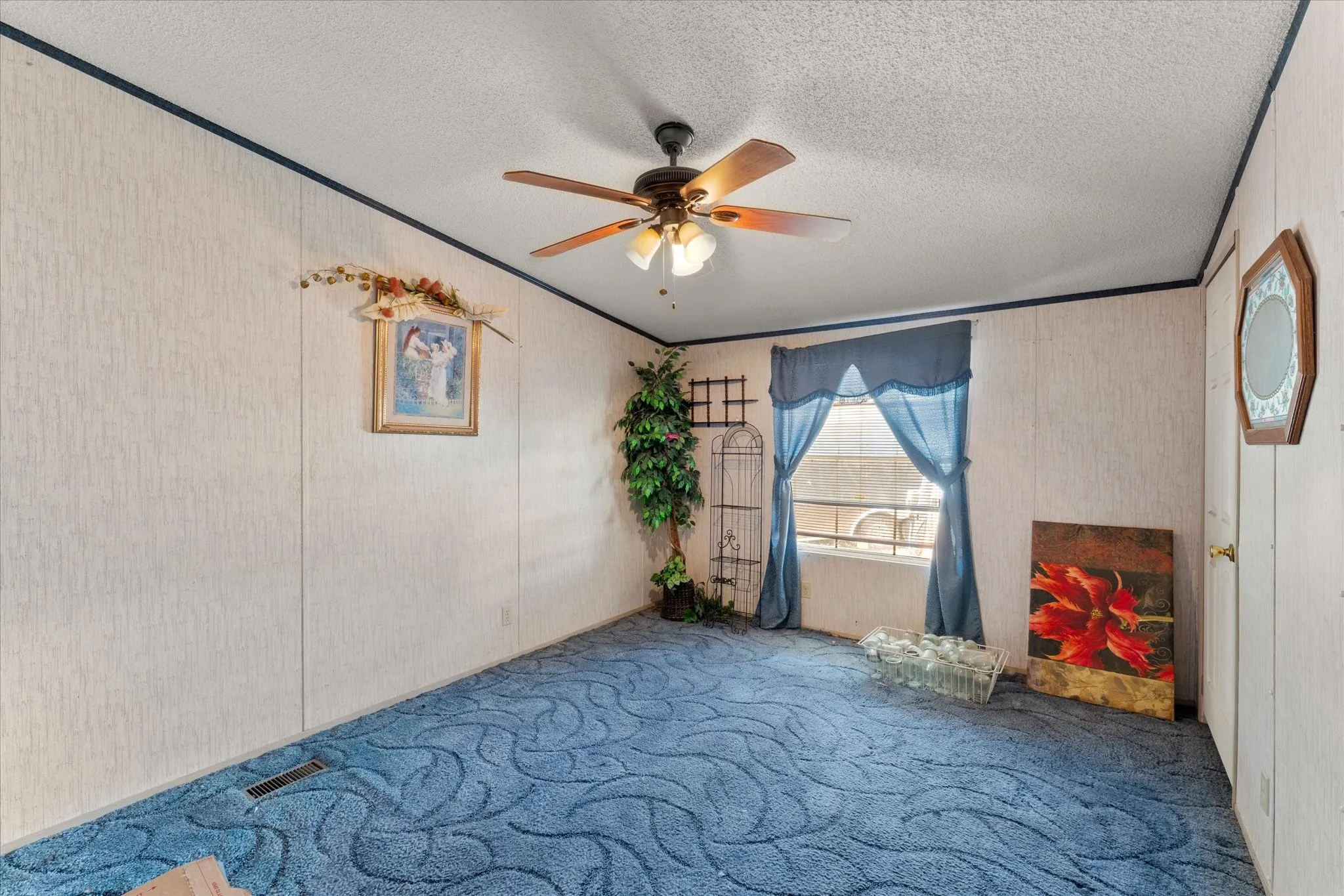 Manufactured Home For Sale in Anderson County , 24709 N US Highway 287, Athens, Texas 75751, 4 Bedroom, 3 Bathroom, Garage spaces, 2,128 Sqft, built in 1993, mls#21359094, Real Estate Agent in Athens, Homes For Sale in Anderson county, Homes For Sale in Athens, Realtor in Athens Texas, Real Estate Brokerage Independent Realty Texas, Luminita Cordes Realtor