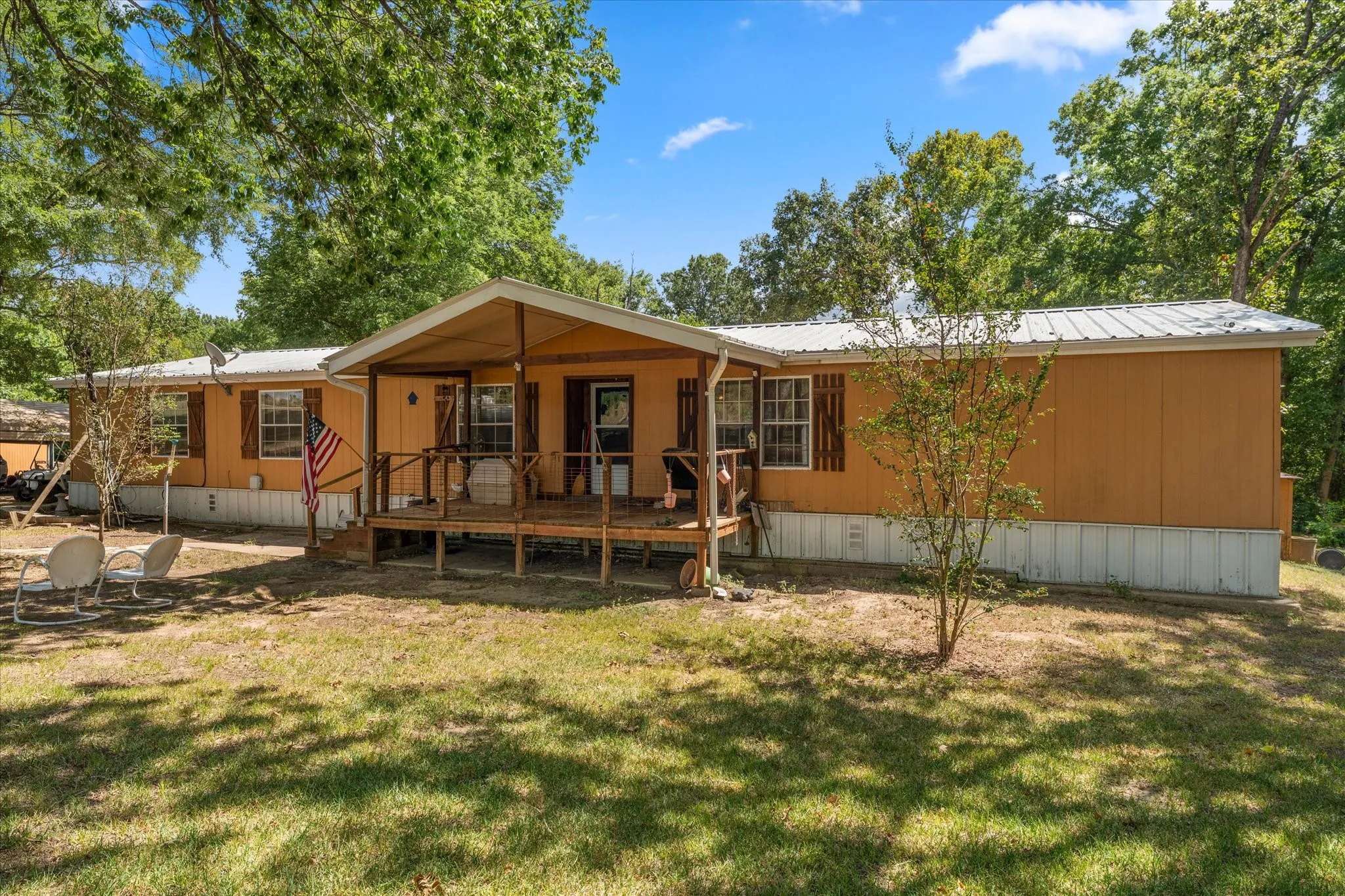 Manufactured Home For Sale in Anderson County , 24709 N US Highway 287, Athens, Texas 75751, 4 Bedroom, 3 Bathroom, Garage spaces, 2,128 Sqft, built in 1993, mls#21359094, Real Estate Agent in Athens, Homes For Sale in Anderson county, Homes For Sale in Athens, Realtor in Athens Texas, Real Estate Brokerage Independent Realty Texas, Luminita Cordes Realtor
