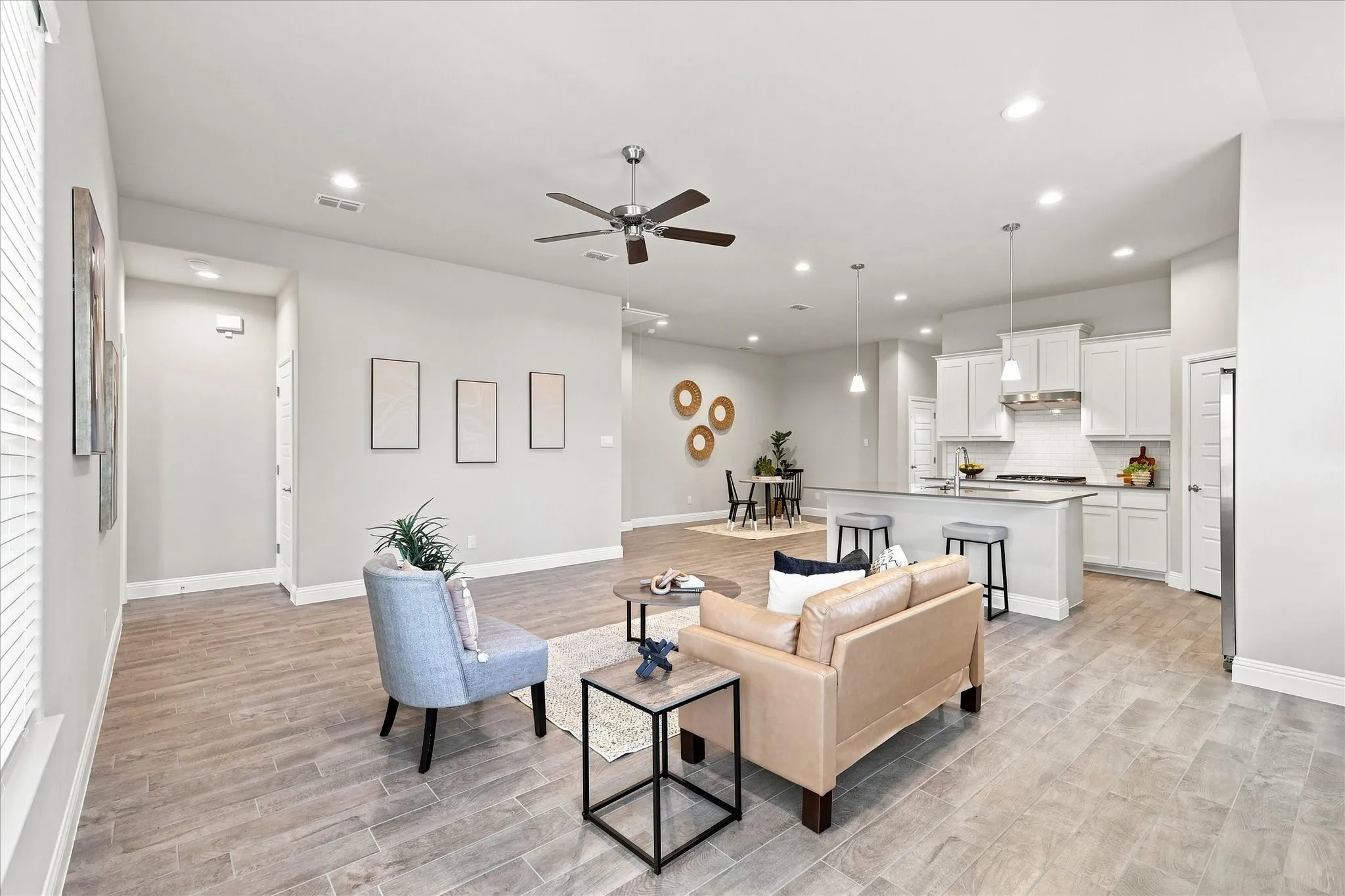 Single Family Residence For Rent in Denton County , 2704 Starling Street, Denton, Texas 76205, 5 Bedroom, 3 Bathroom, 2 Garage spaces, 2,089 Sqft, built in 2025, mls#21359243, Real Estate Agent in Denton, Homes For Rent in Denton county, Homes For Rent in Denton, Realtor in Denton Texas, Real Estate Brokerage Independent Realty Texas, Luminita Cordes Realtor