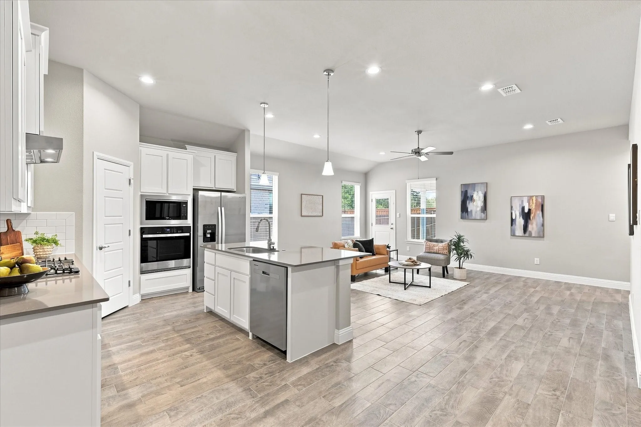 Single Family Residence For Rent in Denton County , 2704 Starling Street, Denton, Texas 76205, 5 Bedroom, 3 Bathroom, 2 Garage spaces, 2,089 Sqft, built in 2025, mls#21359243, Real Estate Agent in Denton, Homes For Rent in Denton county, Homes For Rent in Denton, Realtor in Denton Texas, Real Estate Brokerage Independent Realty Texas, Luminita Cordes Realtor