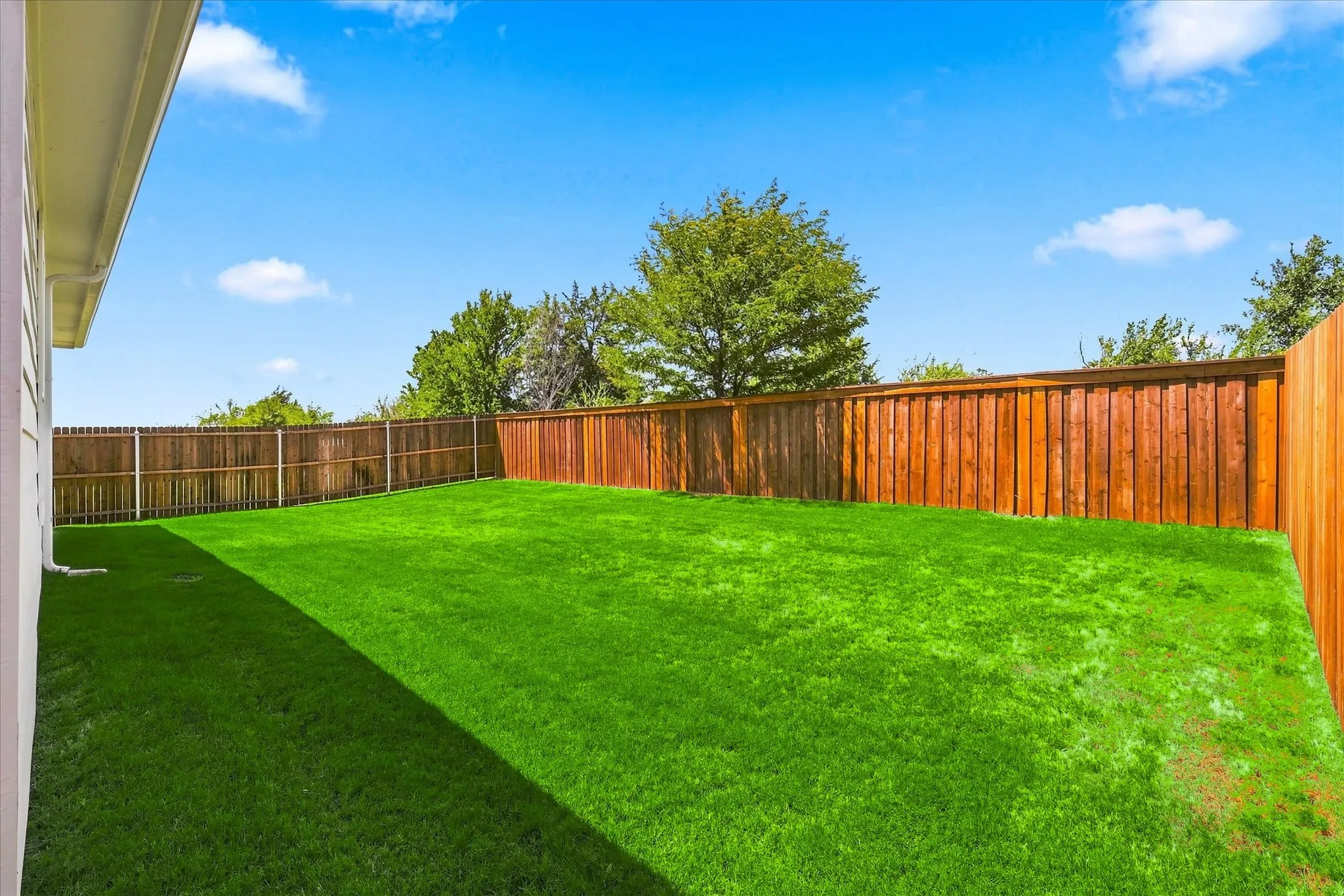 Single Family Residence For Rent in Denton County , 2704 Starling Street, Denton, Texas 76205, 5 Bedroom, 3 Bathroom, 2 Garage spaces, 2,089 Sqft, built in 2025, mls#21359243, Real Estate Agent in Denton, Homes For Rent in Denton county, Homes For Rent in Denton, Realtor in Denton Texas, Real Estate Brokerage Independent Realty Texas, Luminita Cordes Realtor
