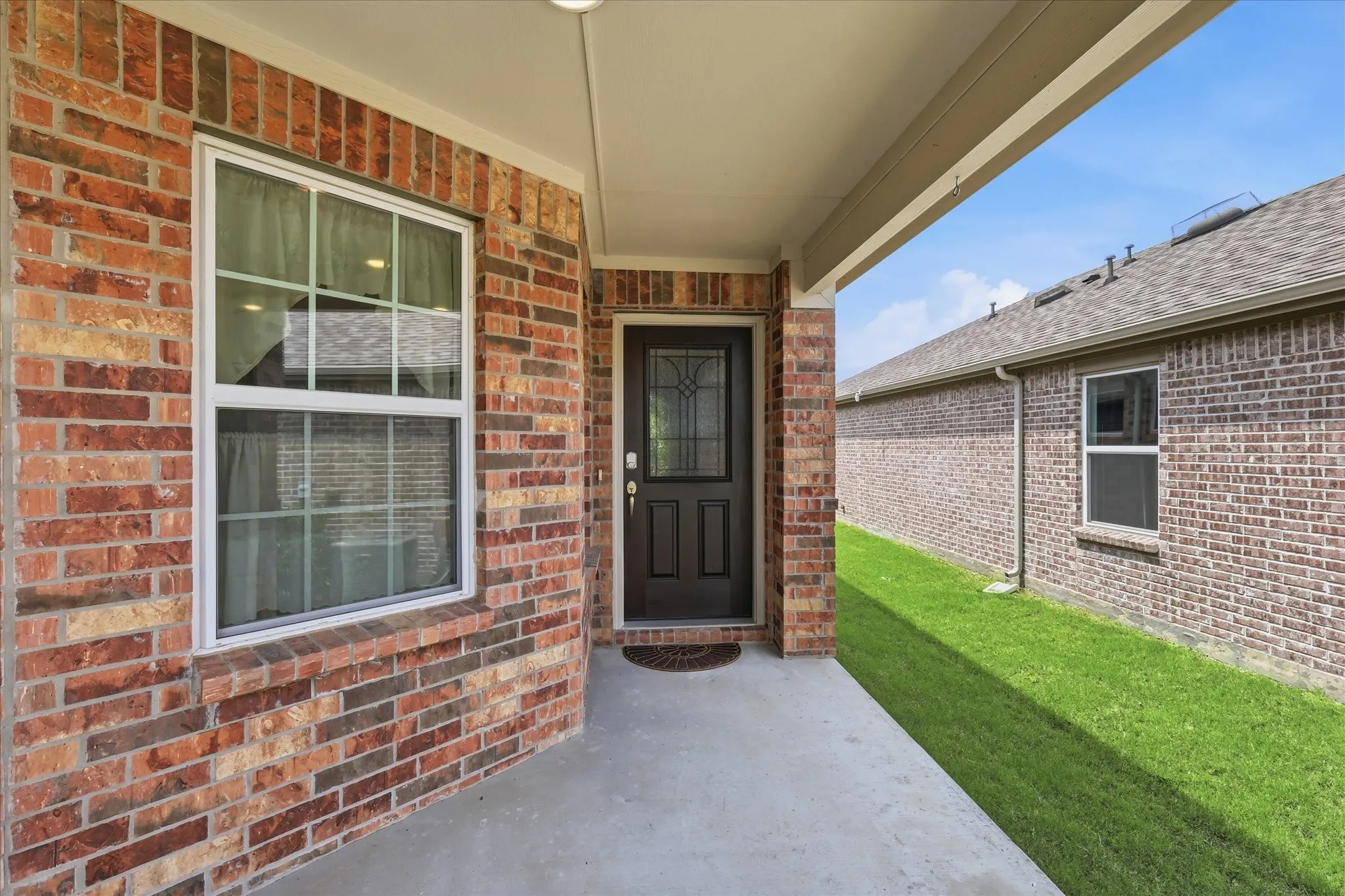 Single Family Residence For Rent in Denton County , 1256 Eagle Lane, Little Elm, Texas 76227, 2 Bedroom, 2 Bathroom, 2 Garage spaces, 1,474 Sqft, built in 2021, mls#21358449, Real Estate Agent in Little Elm, Homes For Rent in Denton county, Homes For Rent in Little Elm, Realtor in Little Elm Texas, Real Estate Brokerage Independent Realty Texas, Luminita Cordes Realtor