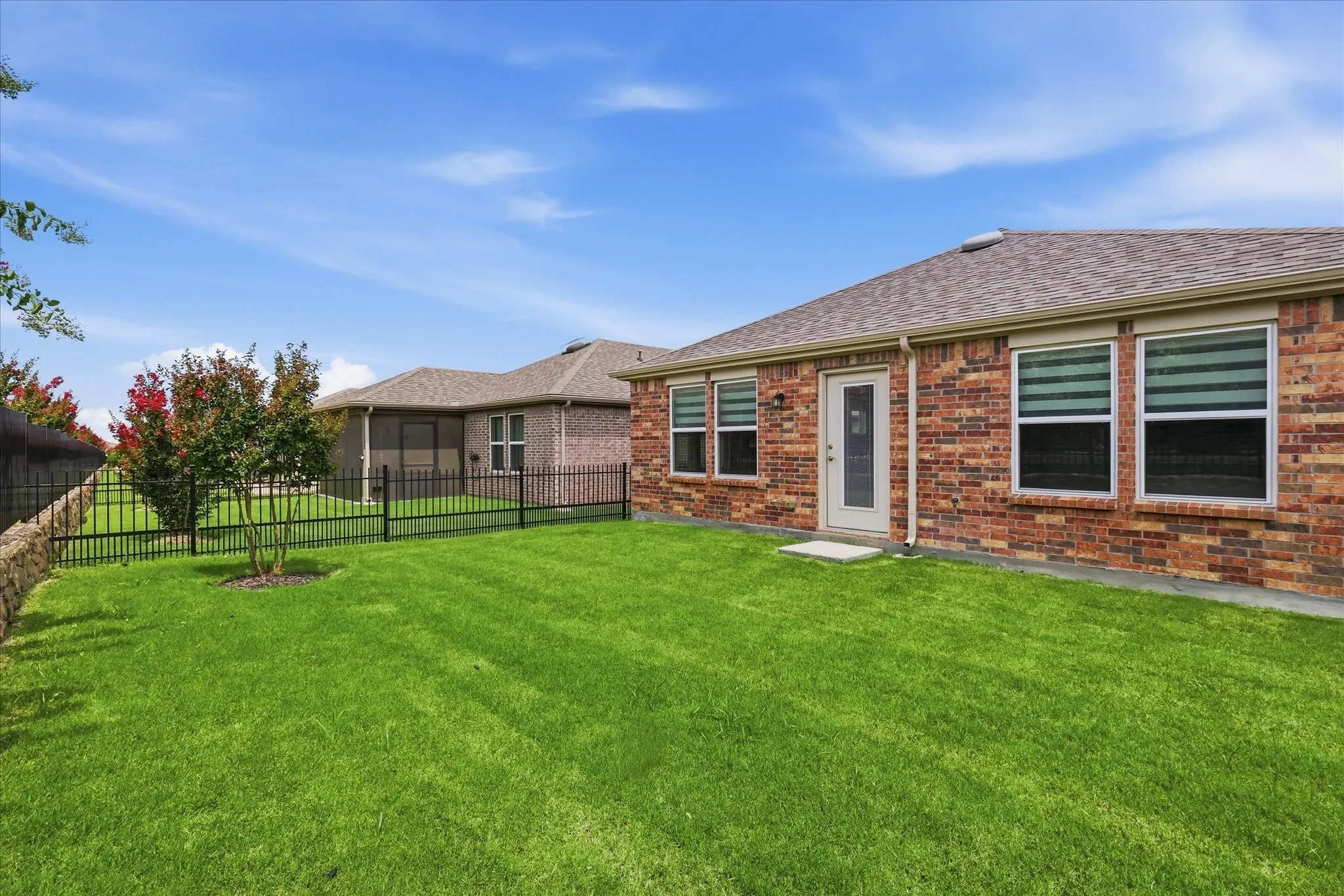 Single Family Residence For Rent in Denton County , 1256 Eagle Lane, Little Elm, Texas 76227, 2 Bedroom, 2 Bathroom, 2 Garage spaces, 1,474 Sqft, built in 2021, mls#21358449, Real Estate Agent in Little Elm, Homes For Rent in Denton county, Homes For Rent in Little Elm, Realtor in Little Elm Texas, Real Estate Brokerage Independent Realty Texas, Luminita Cordes Realtor