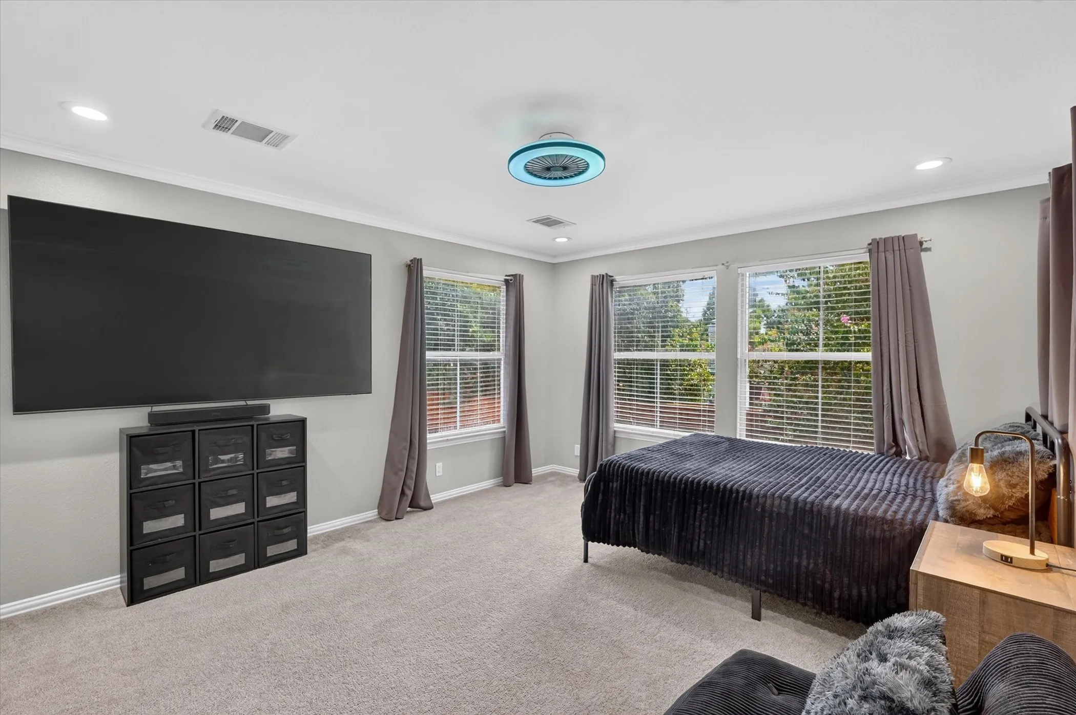 Single Family Residence For Sale in Collin County , 3009 Chukar Drive, Mc Kinney, Texas 75072, 5 Bedroom, 4 Bathroom, 2 Garage spaces, 3,088 Sqft, built in 1995, mls#21355786, Real Estate Agent in Mc Kinney, Homes For Sale in Collin county, Homes For Sale in Mc Kinney, Realtor in Mc Kinney Texas, Real Estate Brokerage Independent Realty Texas, Luminita Cordes Realtor