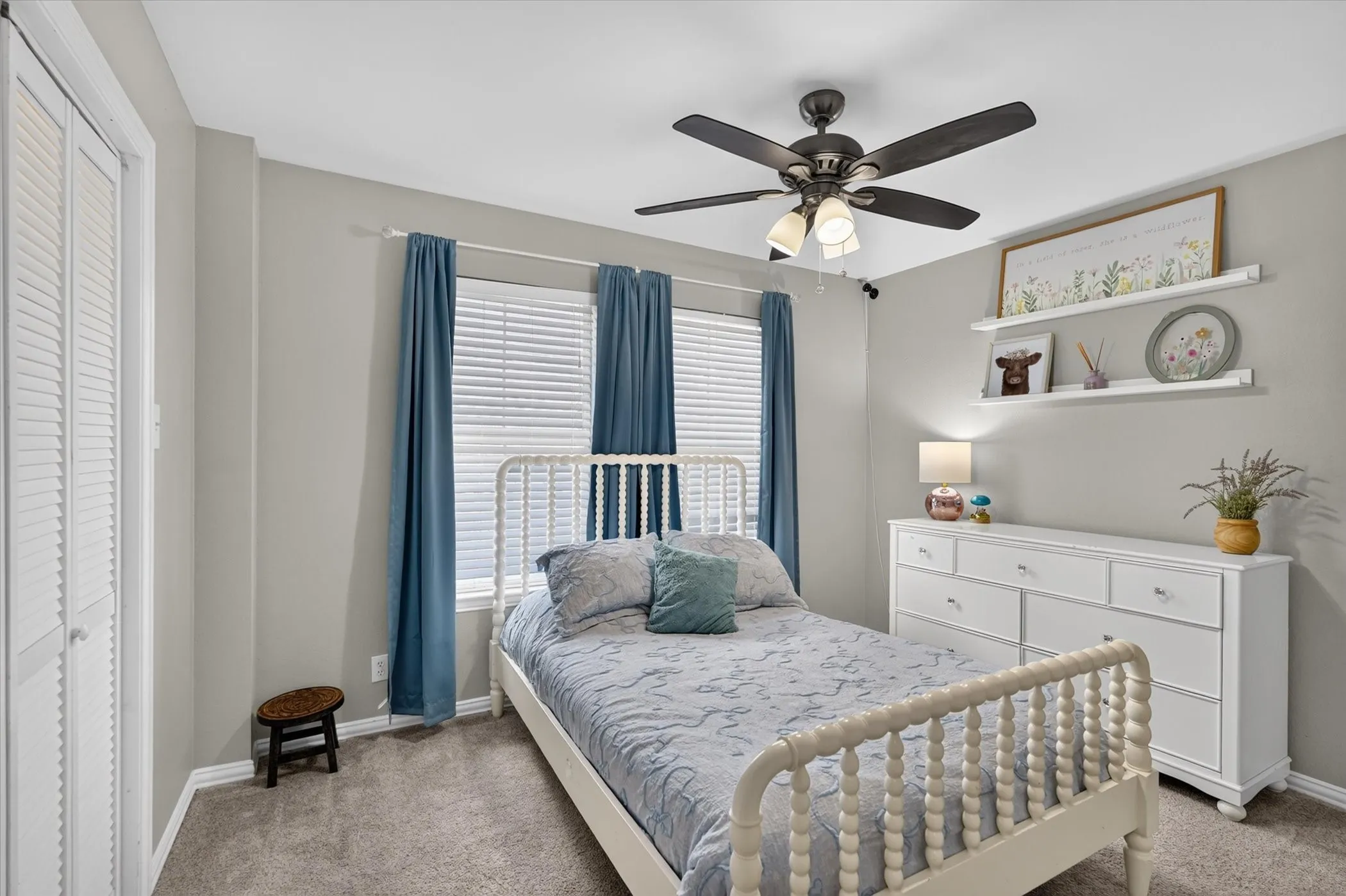 Single Family Residence For Sale in Collin County , 3009 Chukar Drive, Mc Kinney, Texas 75072, 5 Bedroom, 4 Bathroom, 2 Garage spaces, 3,088 Sqft, built in 1995, mls#21355786, Real Estate Agent in Mc Kinney, Homes For Sale in Collin county, Homes For Sale in Mc Kinney, Realtor in Mc Kinney Texas, Real Estate Brokerage Independent Realty Texas, Luminita Cordes Realtor