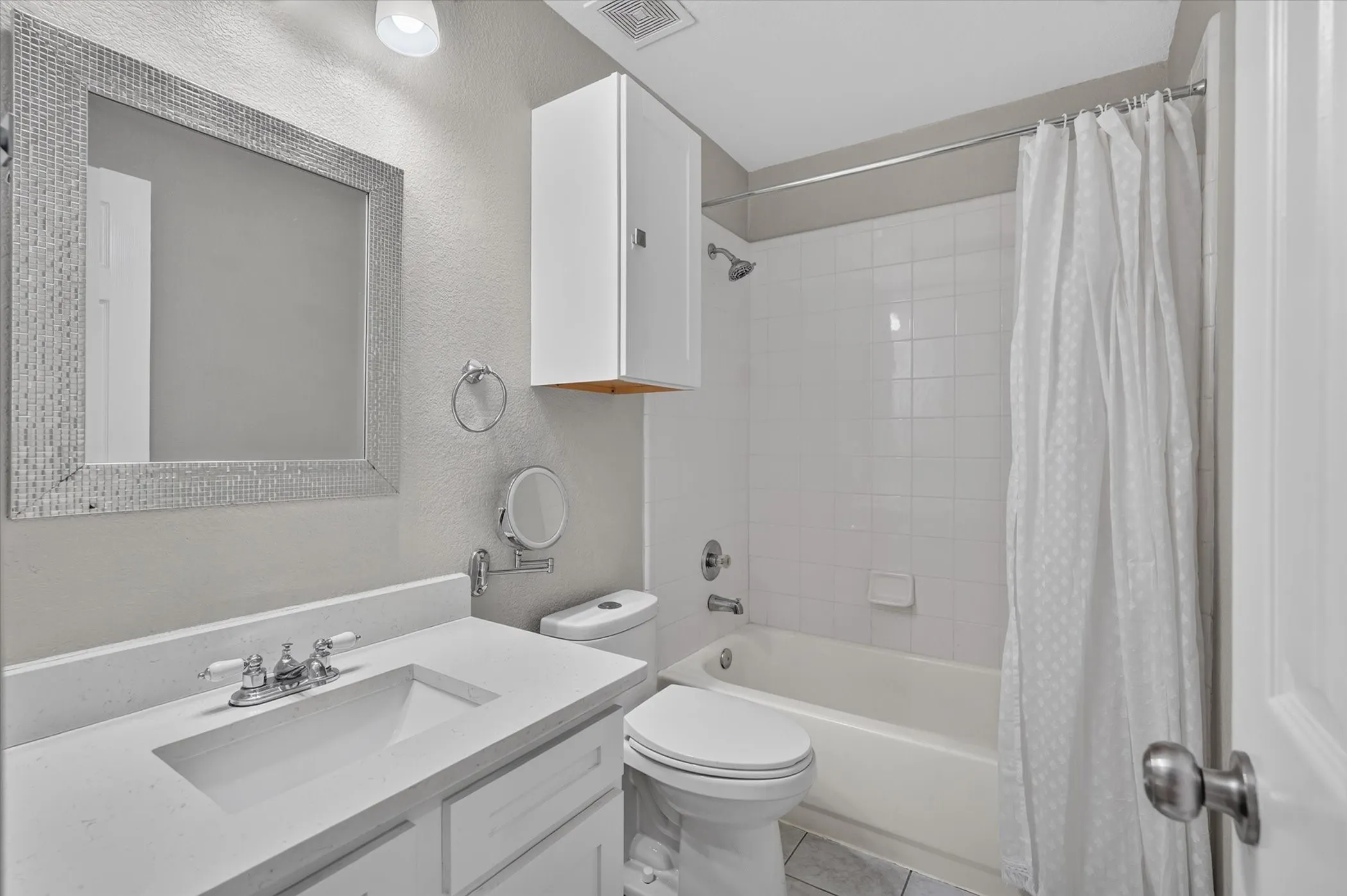 Single Family Residence For Sale in Collin County , 3009 Chukar Drive, Mc Kinney, Texas 75072, 5 Bedroom, 4 Bathroom, 2 Garage spaces, 3,088 Sqft, built in 1995, mls#21355786, Real Estate Agent in Mc Kinney, Homes For Sale in Collin county, Homes For Sale in Mc Kinney, Realtor in Mc Kinney Texas, Real Estate Brokerage Independent Realty Texas, Luminita Cordes Realtor