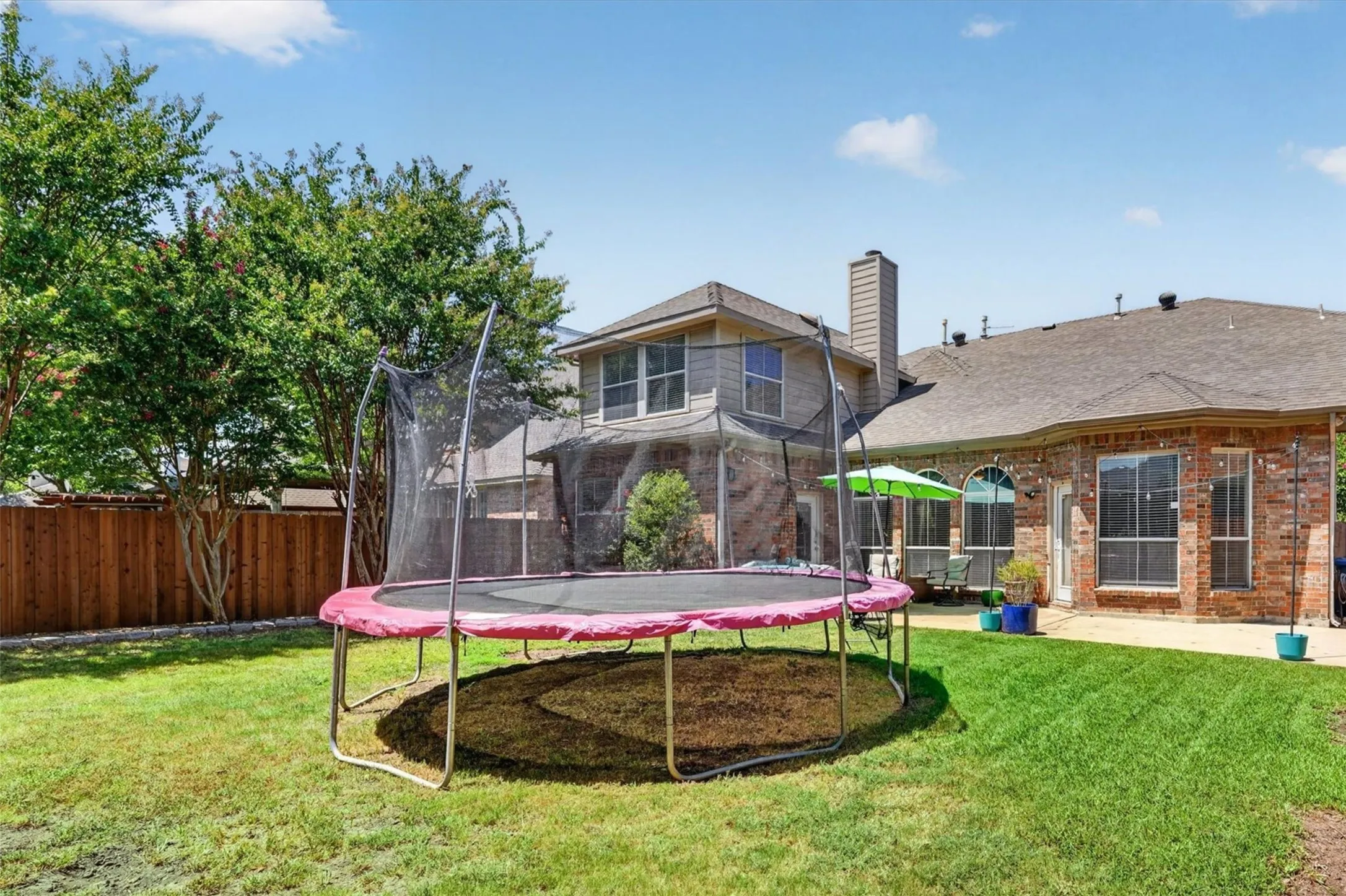 Single Family Residence For Sale in Collin County , 3009 Chukar Drive, Mc Kinney, Texas 75072, 5 Bedroom, 4 Bathroom, 2 Garage spaces, 3,088 Sqft, built in 1995, mls#21355786, Real Estate Agent in Mc Kinney, Homes For Sale in Collin county, Homes For Sale in Mc Kinney, Realtor in Mc Kinney Texas, Real Estate Brokerage Independent Realty Texas, Luminita Cordes Realtor