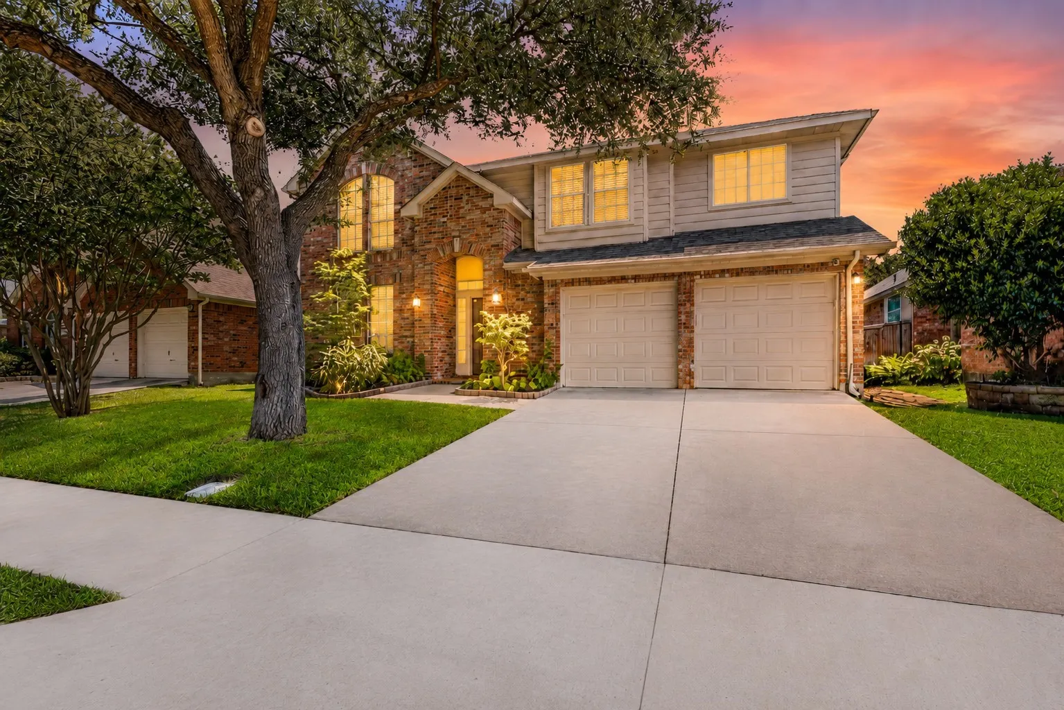 Single Family Residence For Sale in Collin County , 3009 Chukar Drive, Mc Kinney, Texas 75072, 5 Bedroom, 4 Bathroom, 2 Garage spaces, 3,088 Sqft, built in 1995, mls#21355786, Real Estate Agent in Mc Kinney, Homes For Sale in Collin county, Homes For Sale in Mc Kinney, Realtor in Mc Kinney Texas, Real Estate Brokerage Independent Realty Texas, Luminita Cordes Realtor