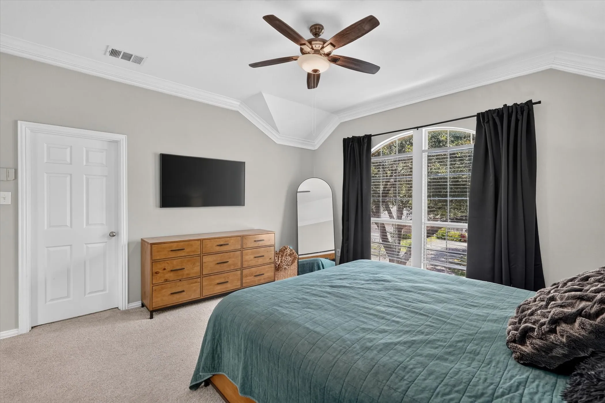 Single Family Residence For Sale in Collin County , 3009 Chukar Drive, Mc Kinney, Texas 75072, 5 Bedroom, 4 Bathroom, 2 Garage spaces, 3,088 Sqft, built in 1995, mls#21355786, Real Estate Agent in Mc Kinney, Homes For Sale in Collin county, Homes For Sale in Mc Kinney, Realtor in Mc Kinney Texas, Real Estate Brokerage Independent Realty Texas, Luminita Cordes Realtor