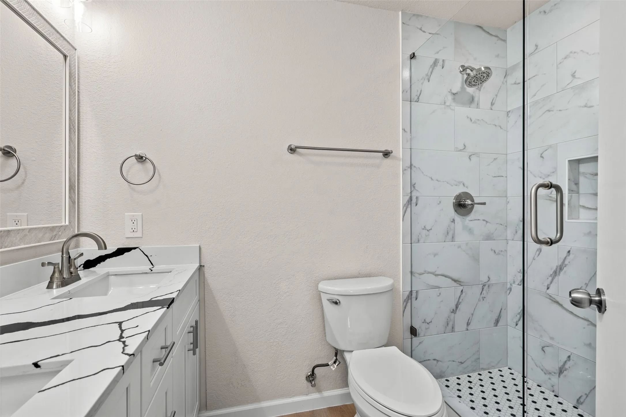 Single Family Residence For Sale in Collin County , 1453 Saint Patrick Drive, Plano, Texas 75074, 3 Bedroom, 2 Bathroom, 2 Garage spaces, 1,504 Sqft, built in 1985, mls#21357191, Real Estate Agent in Plano, Homes For Sale in Collin county, Homes For Sale in Plano, Realtor in Plano Texas, Real Estate Brokerage Independent Realty Texas, Luminita Cordes Realtor