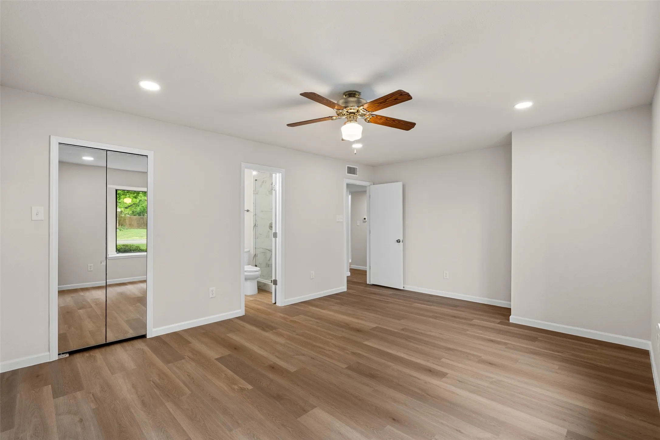 Single Family Residence For Sale in Collin County , 1453 Saint Patrick Drive, Plano, Texas 75074, 3 Bedroom, 2 Bathroom, 2 Garage spaces, 1,504 Sqft, built in 1985, mls#21357191, Real Estate Agent in Plano, Homes For Sale in Collin county, Homes For Sale in Plano, Realtor in Plano Texas, Real Estate Brokerage Independent Realty Texas, Luminita Cordes Realtor